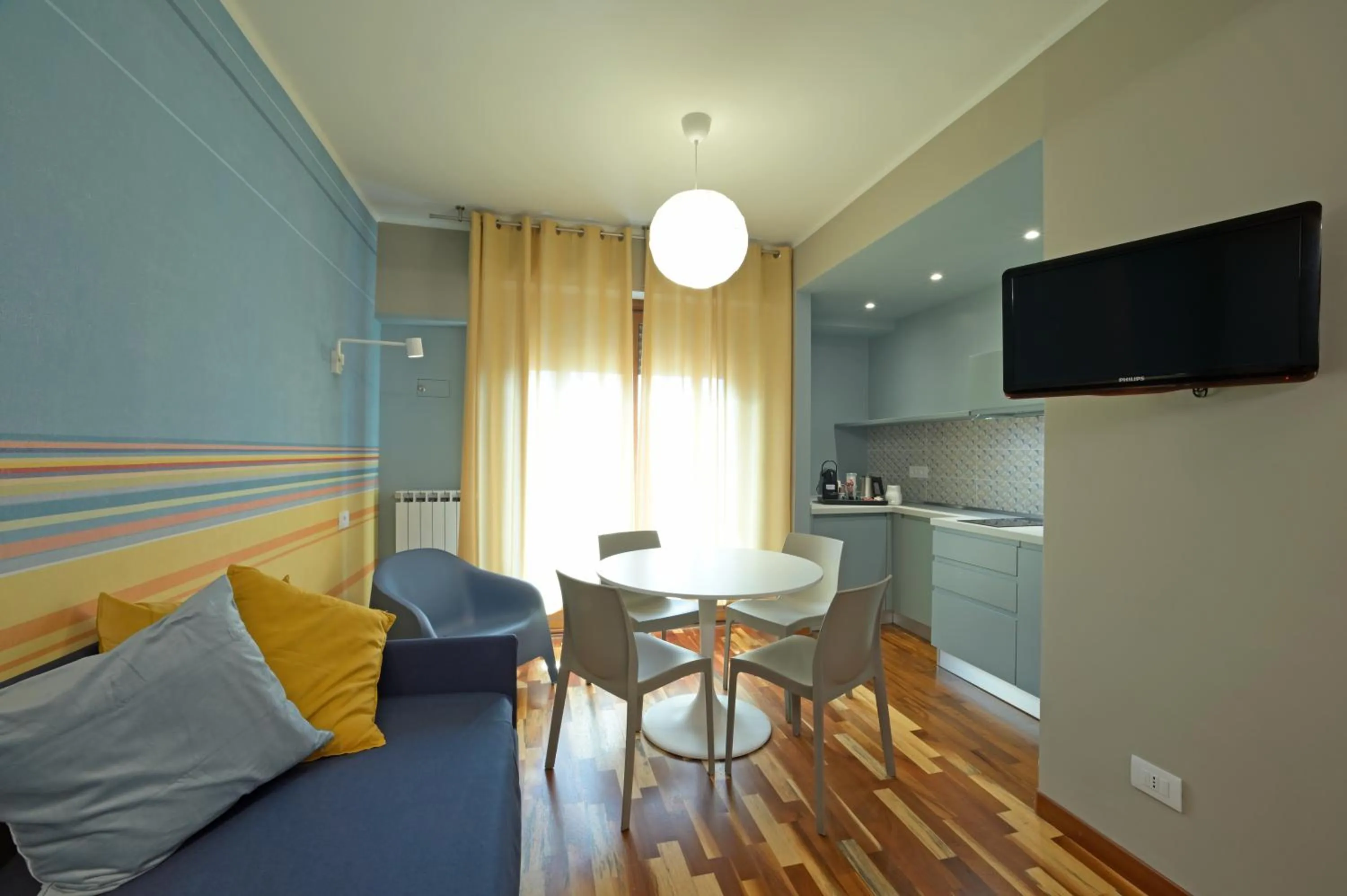 Kitchen or kitchenette in Hotel Bristol