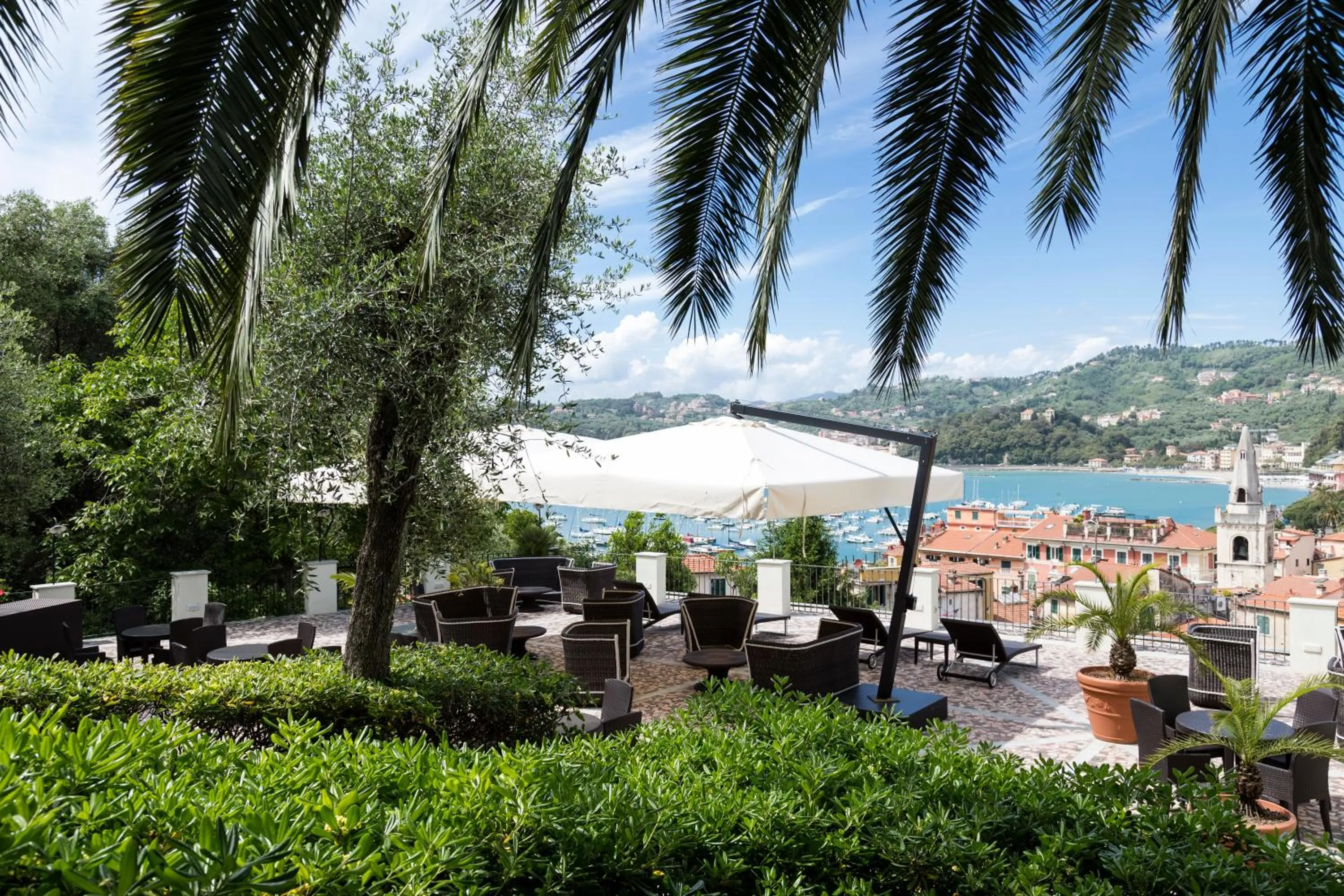 Day in Doria Park Hotel