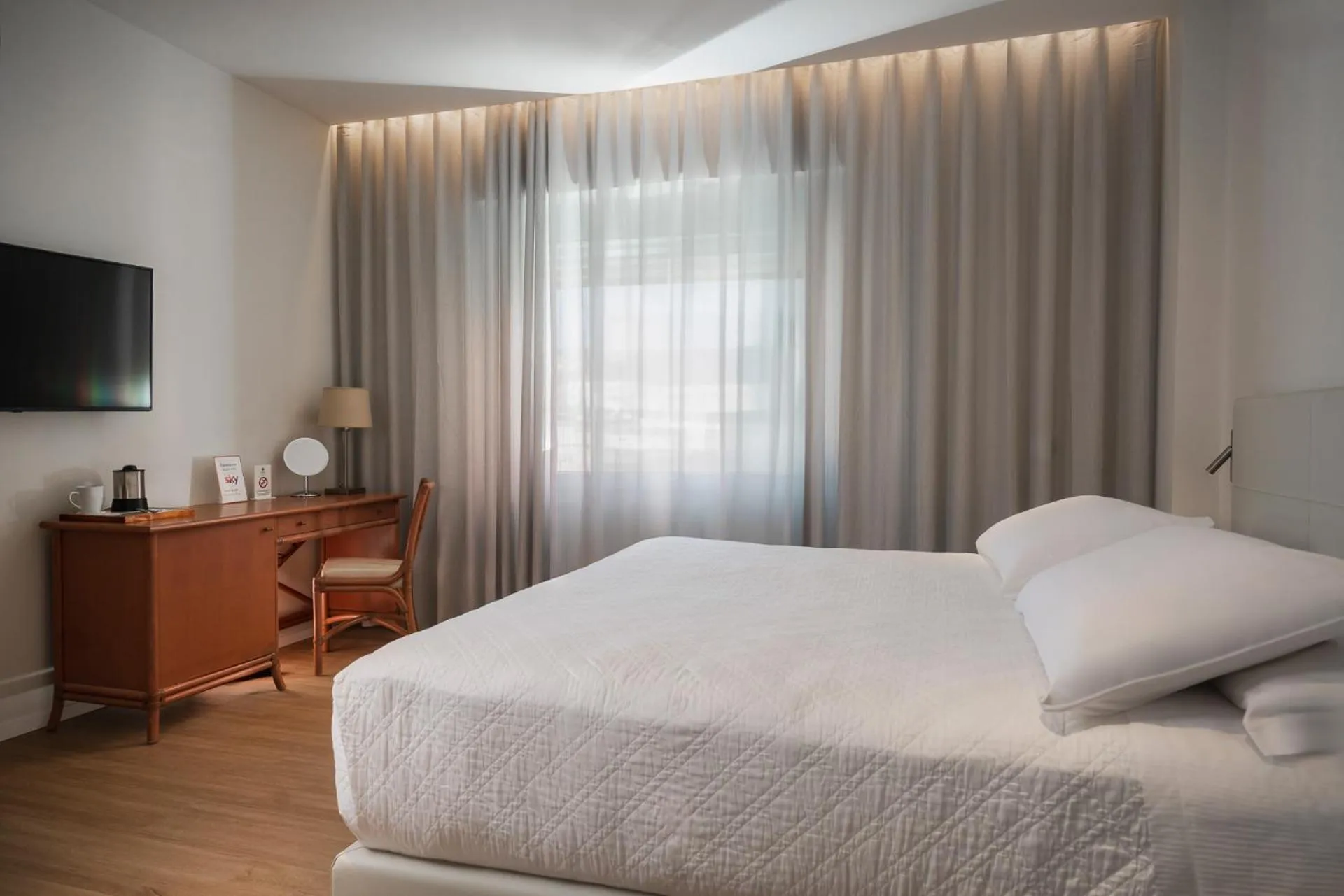 Bedroom, Bed in Doria Park Hotel