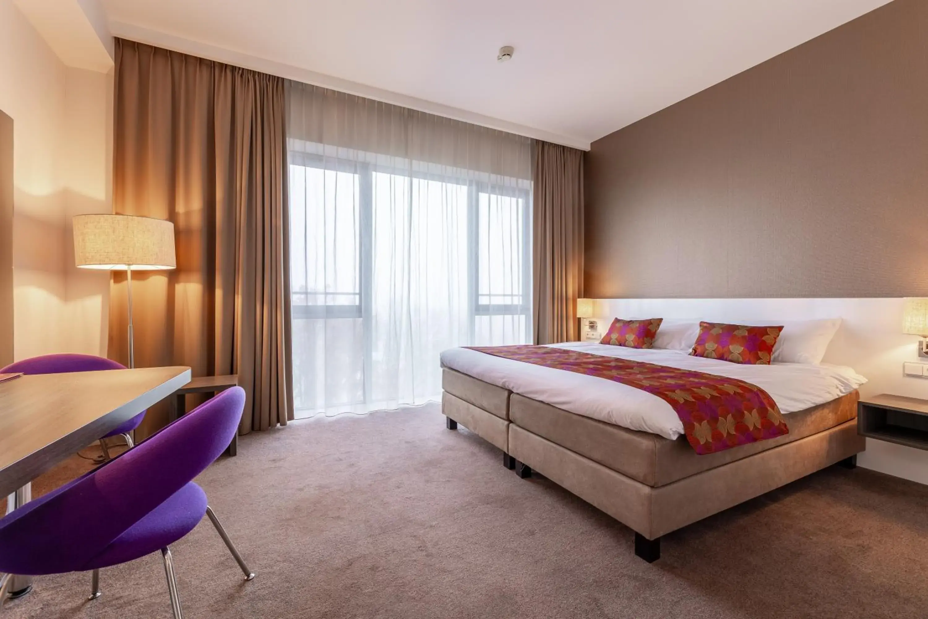 Deluxe Double Room with Bath in Hotel Lumen Zwolle Deluxe Double Room with Bath in Hotel Lumen Zwolle