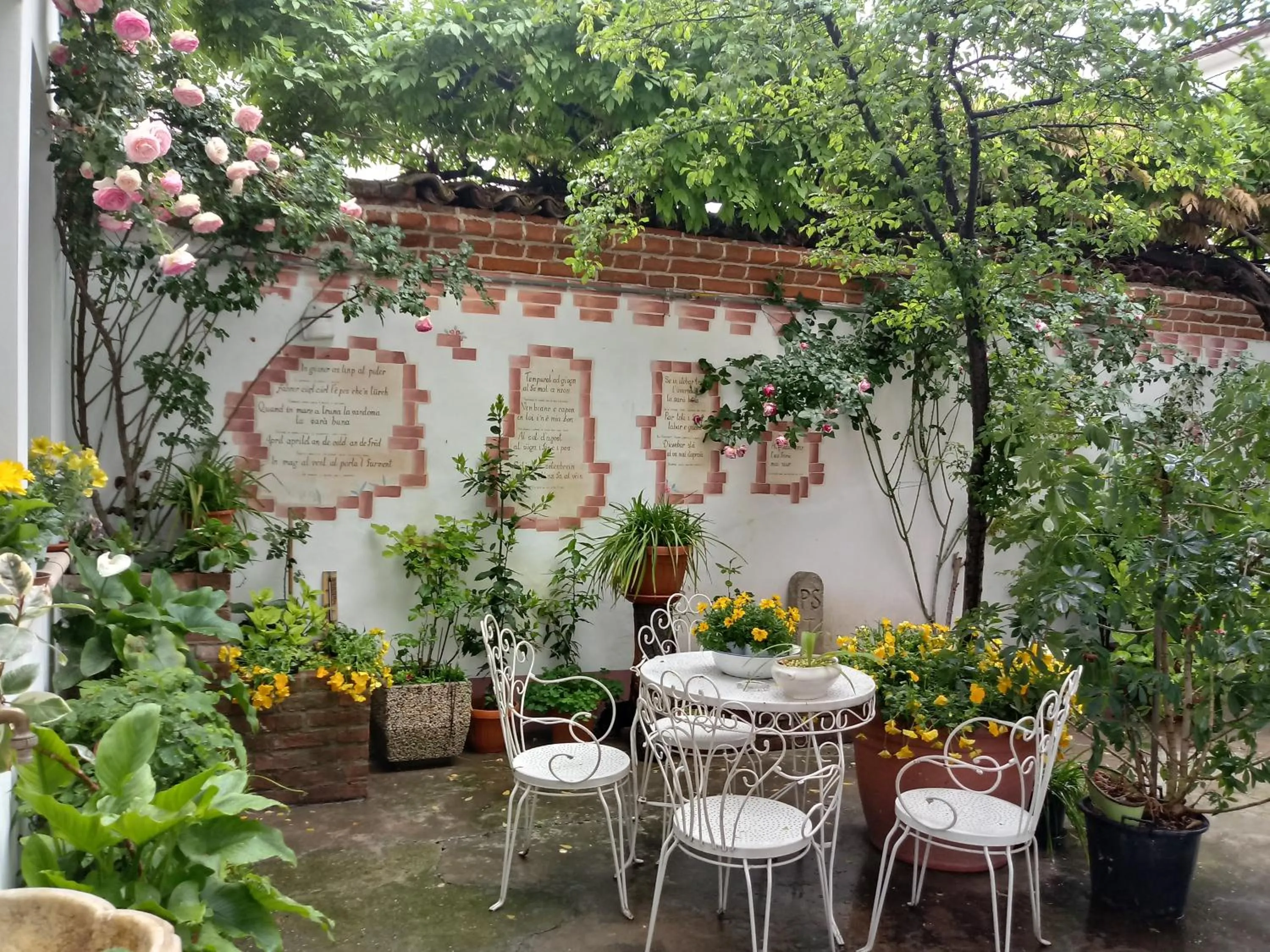 Garden view in Albergo Giulia Gonzaga