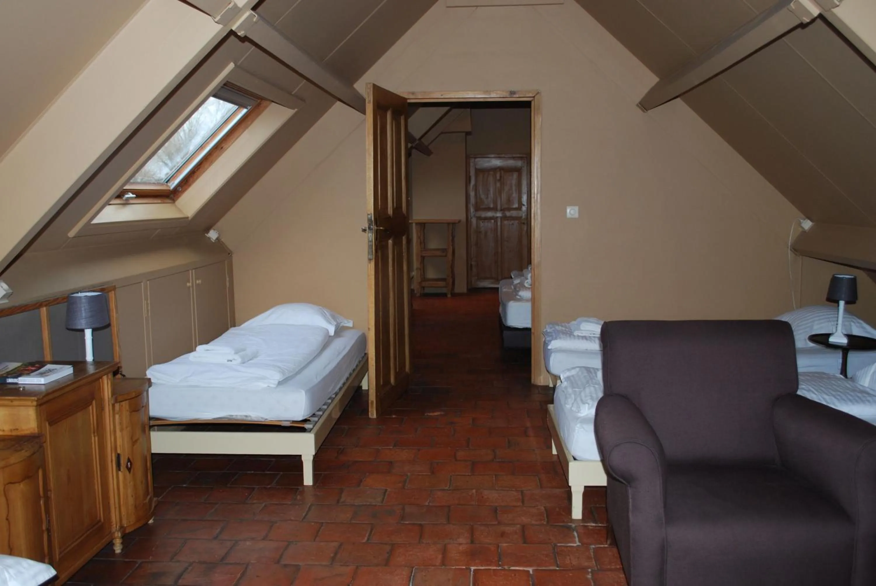 Photo of the whole room, Bed in Orshof