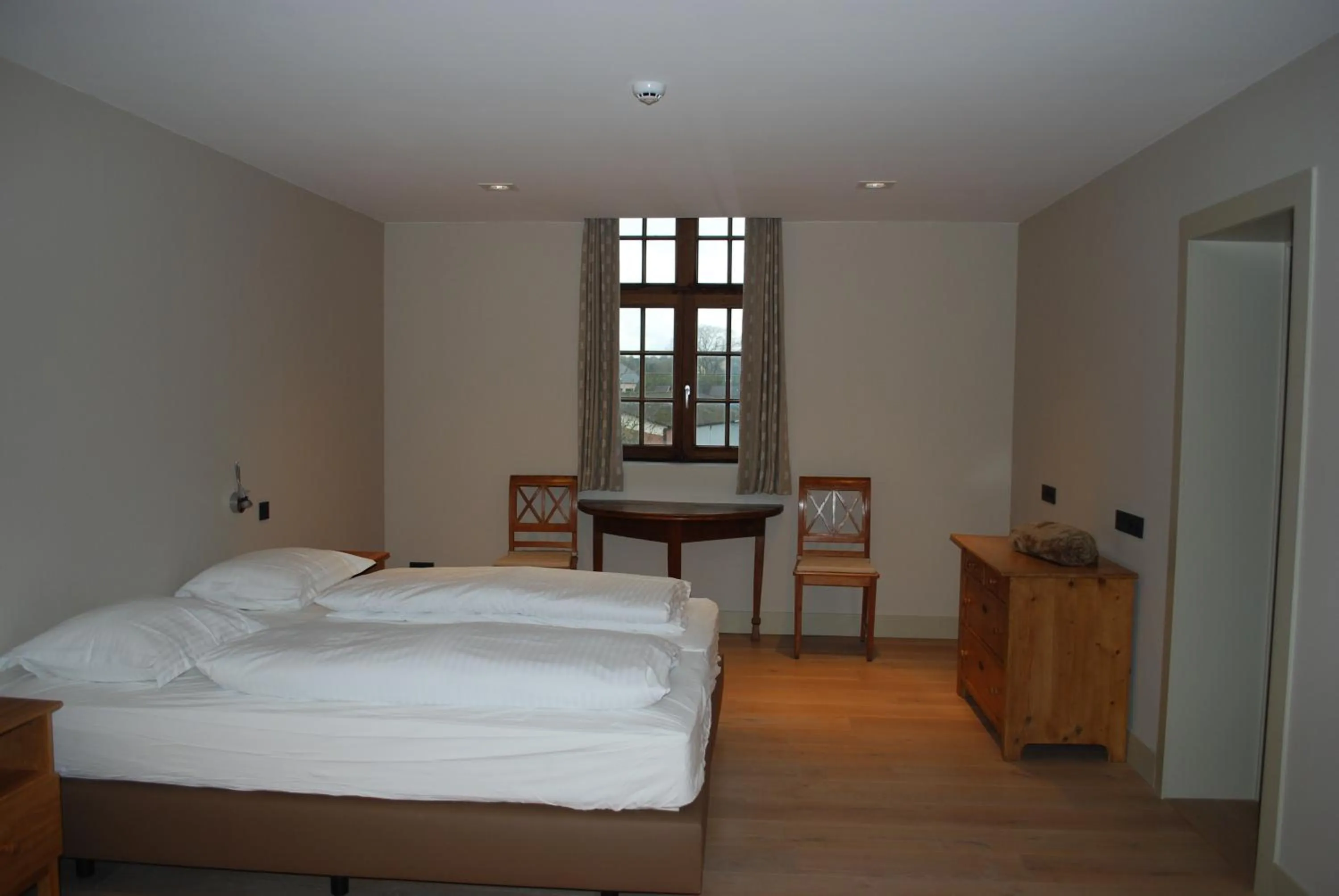 Photo of the whole room, Bed in Orshof