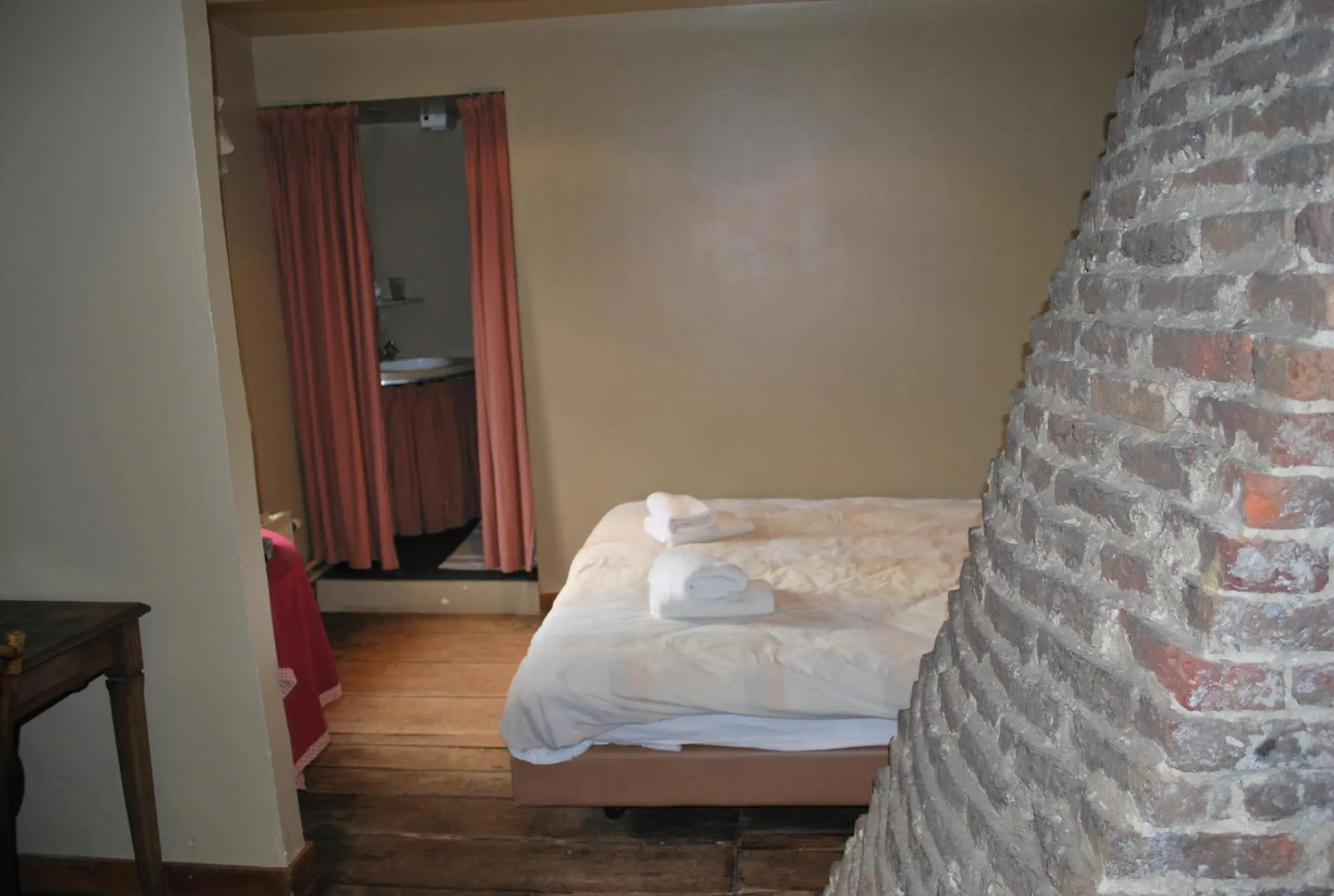 Double Room with Shared Toilet in Orshof Double Room with Shared Toilet in Orshof