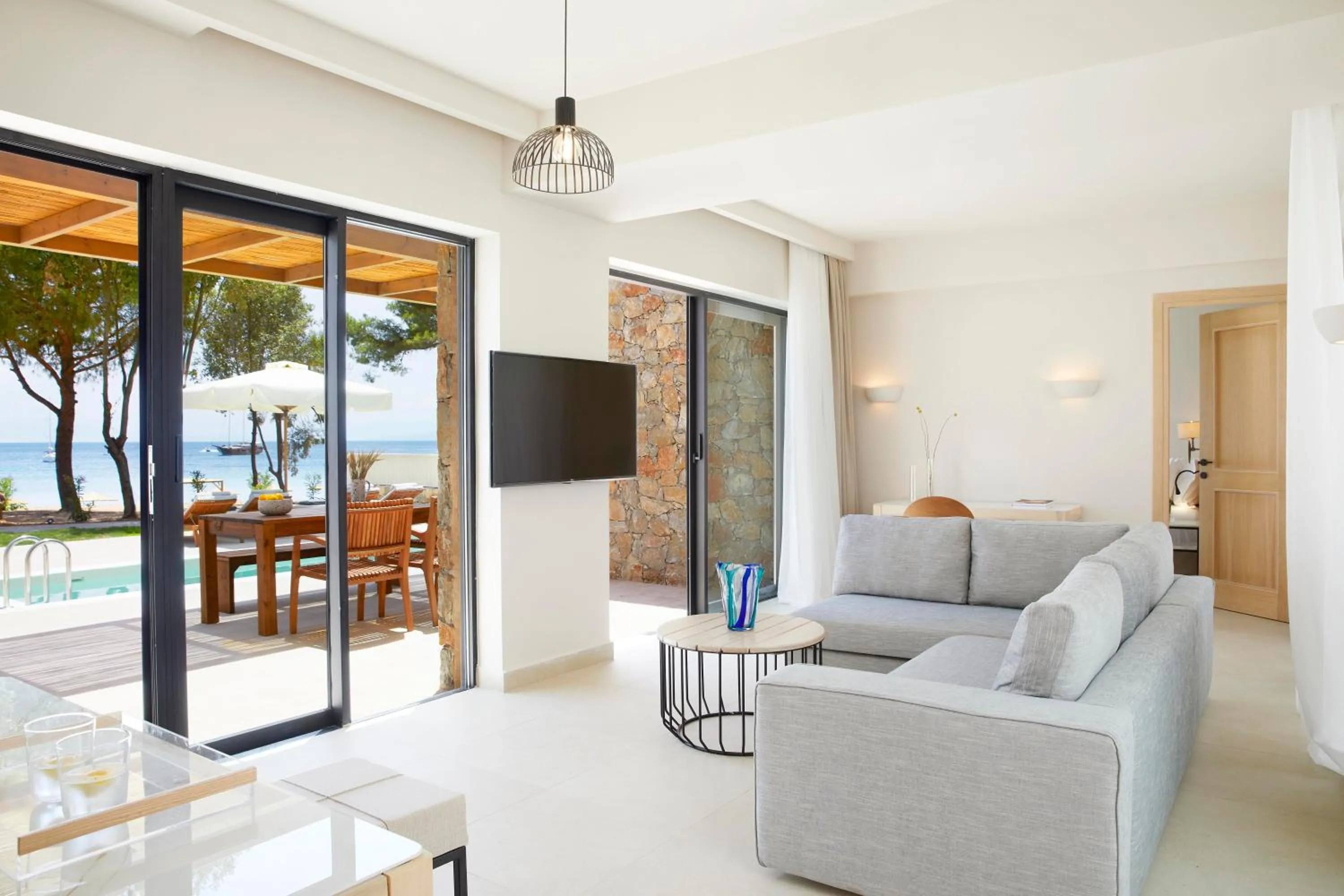 TV and multimedia in ELIVI Skiathos