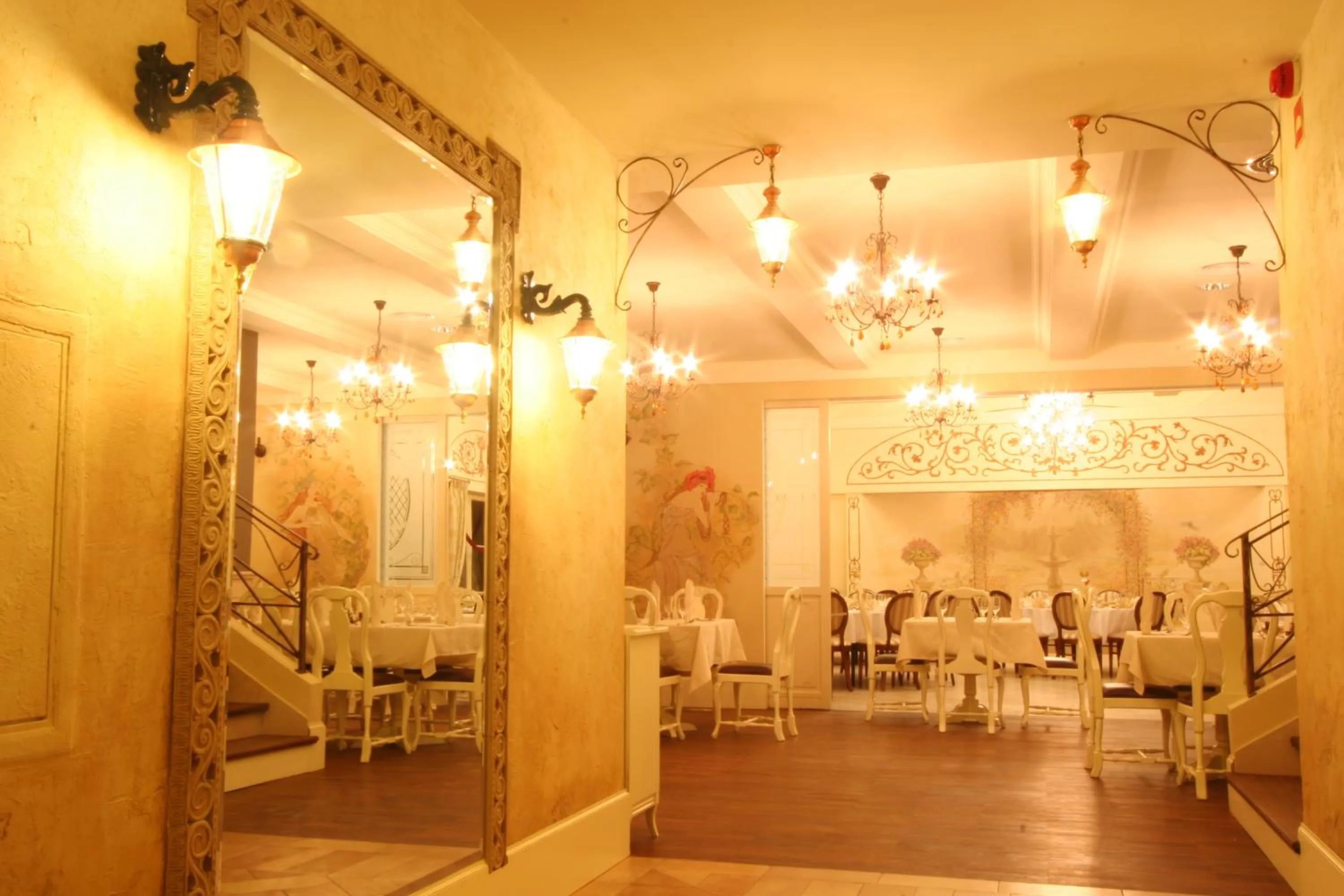 Restaurant/places to eat in Villa Estera - Hotel & Restauracja