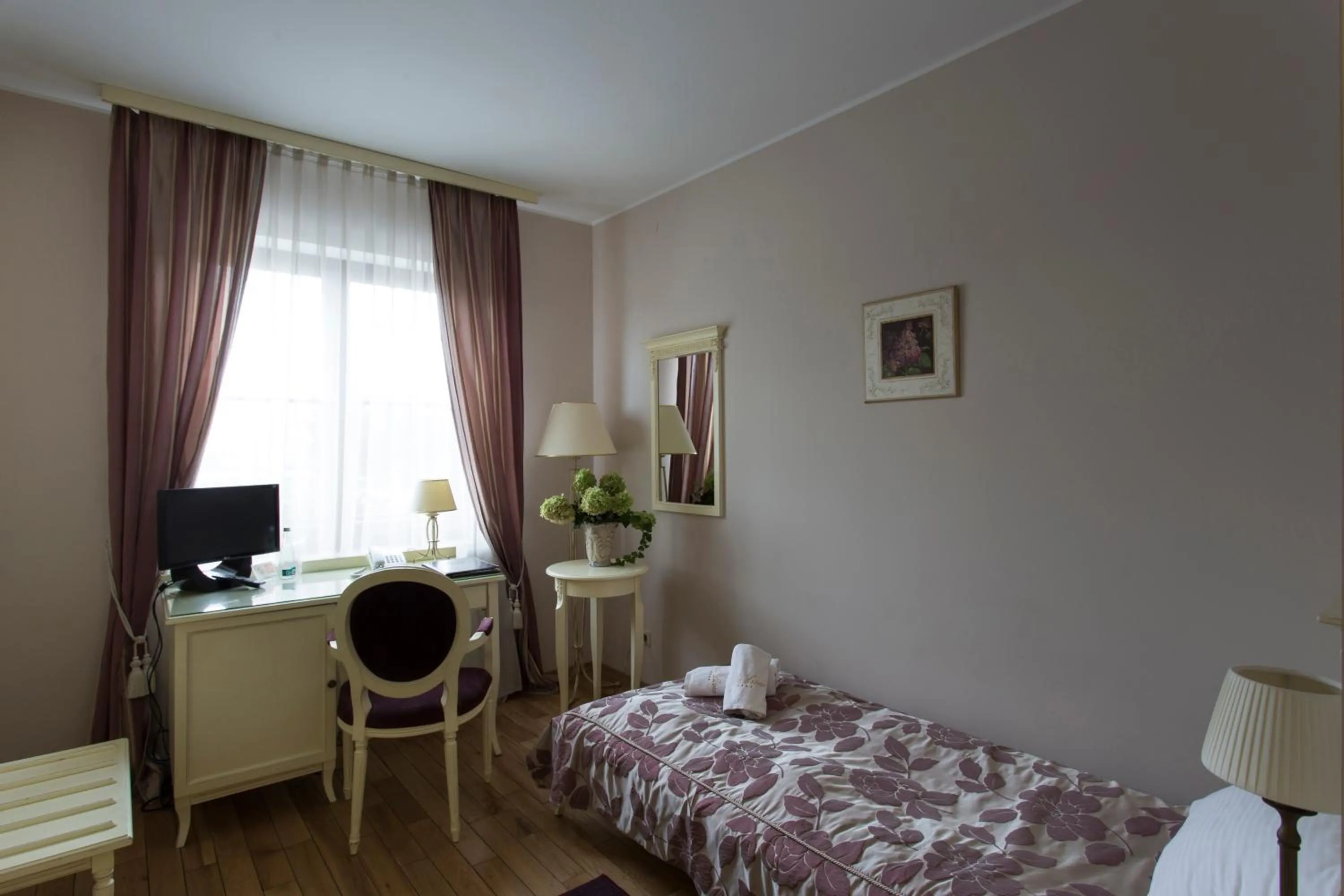 Photo of the whole room, Bed in Villa Estera - Hotel & Restauracja