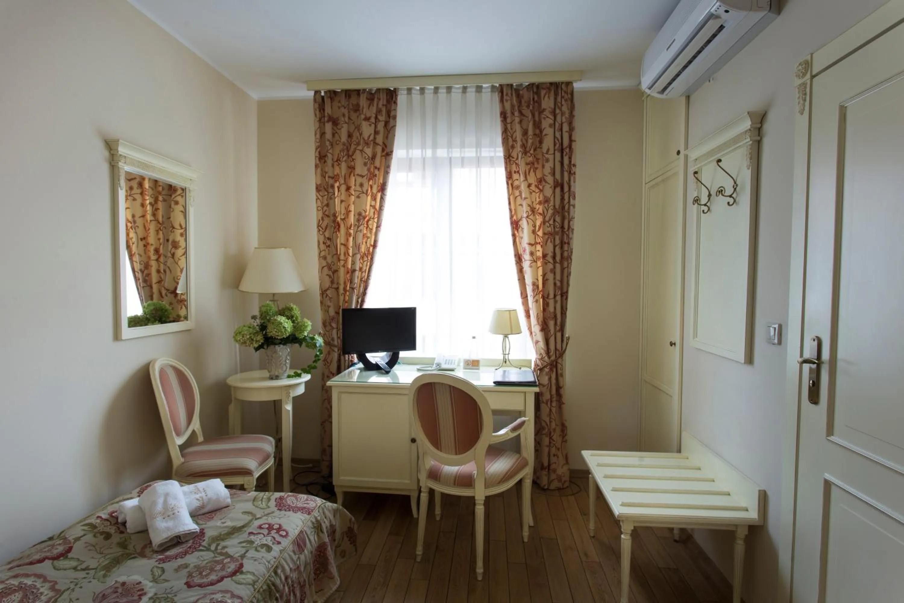 Photo of the whole room in Villa Estera - Hotel & Restauracja