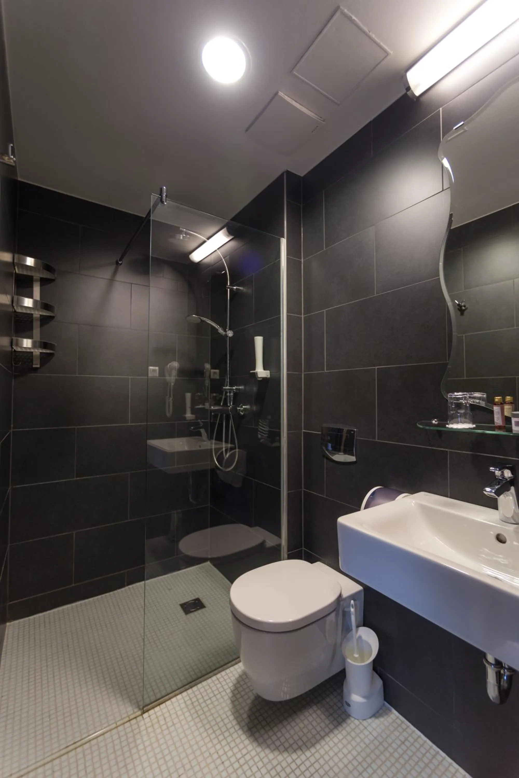 Bathroom in Hotel Bonvino Badacsony