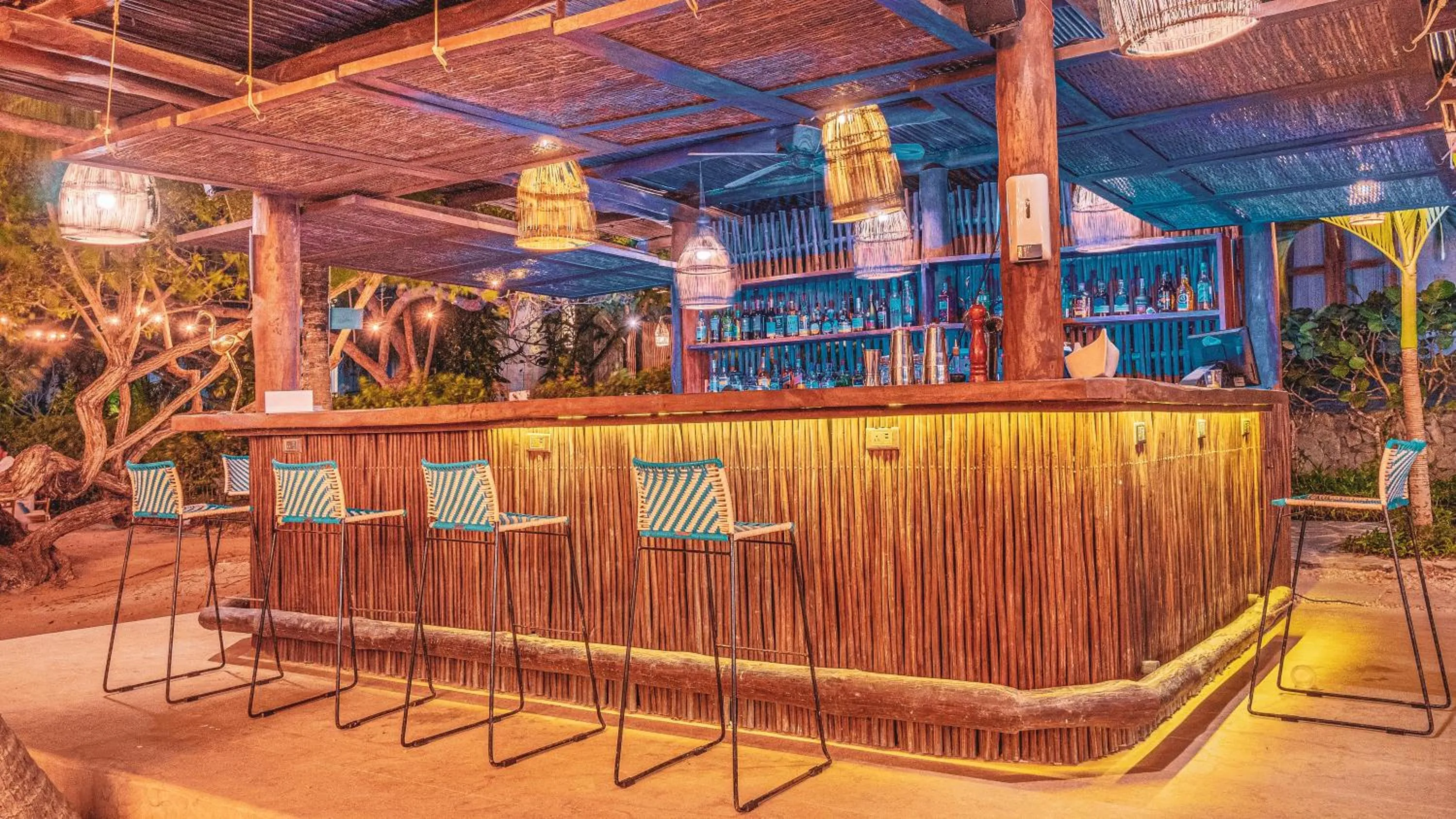 Lounge or bar in Aura Hotel Barú