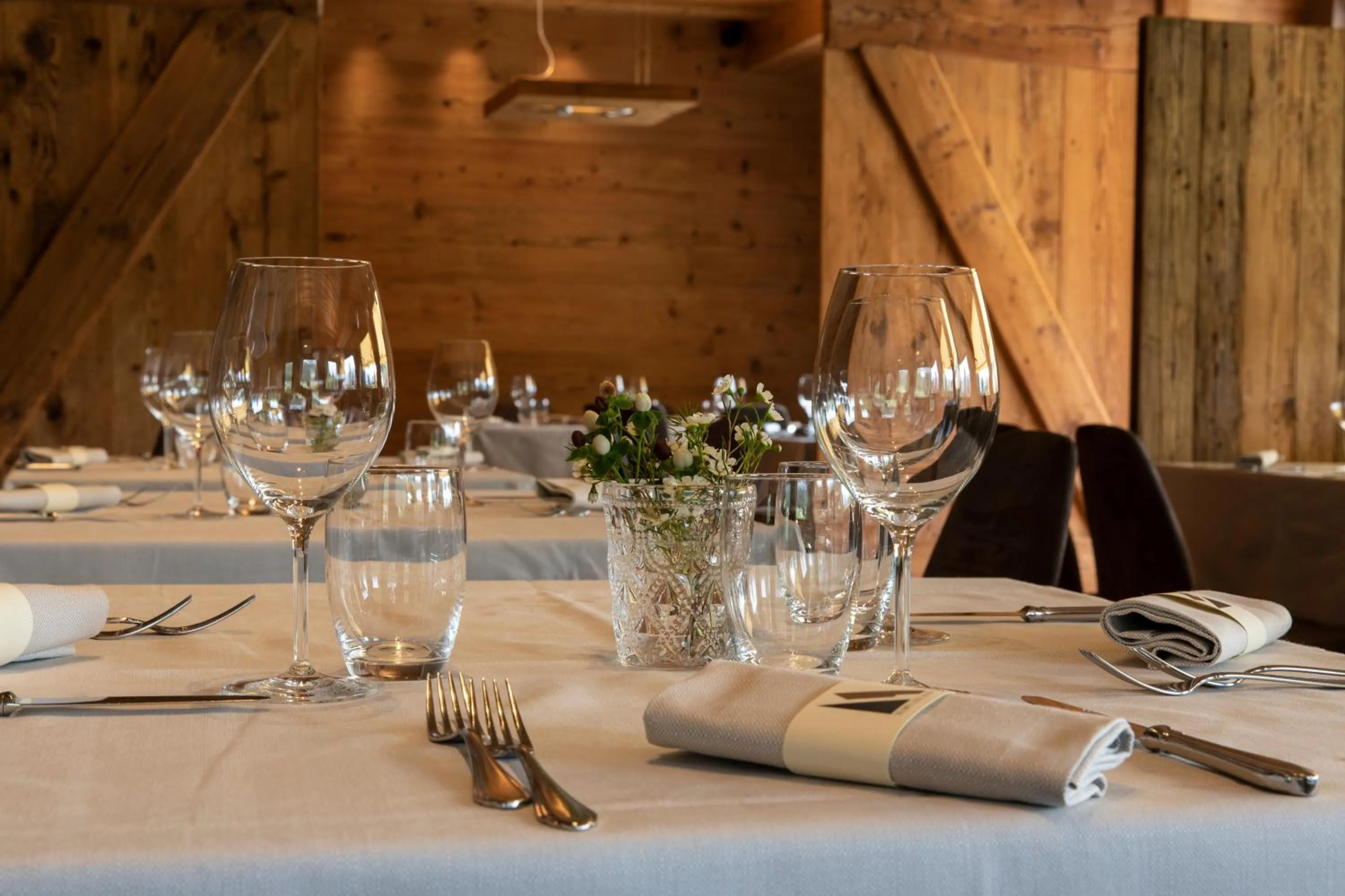 Restaurant/places to eat in Dolomiti Lodge Alverà