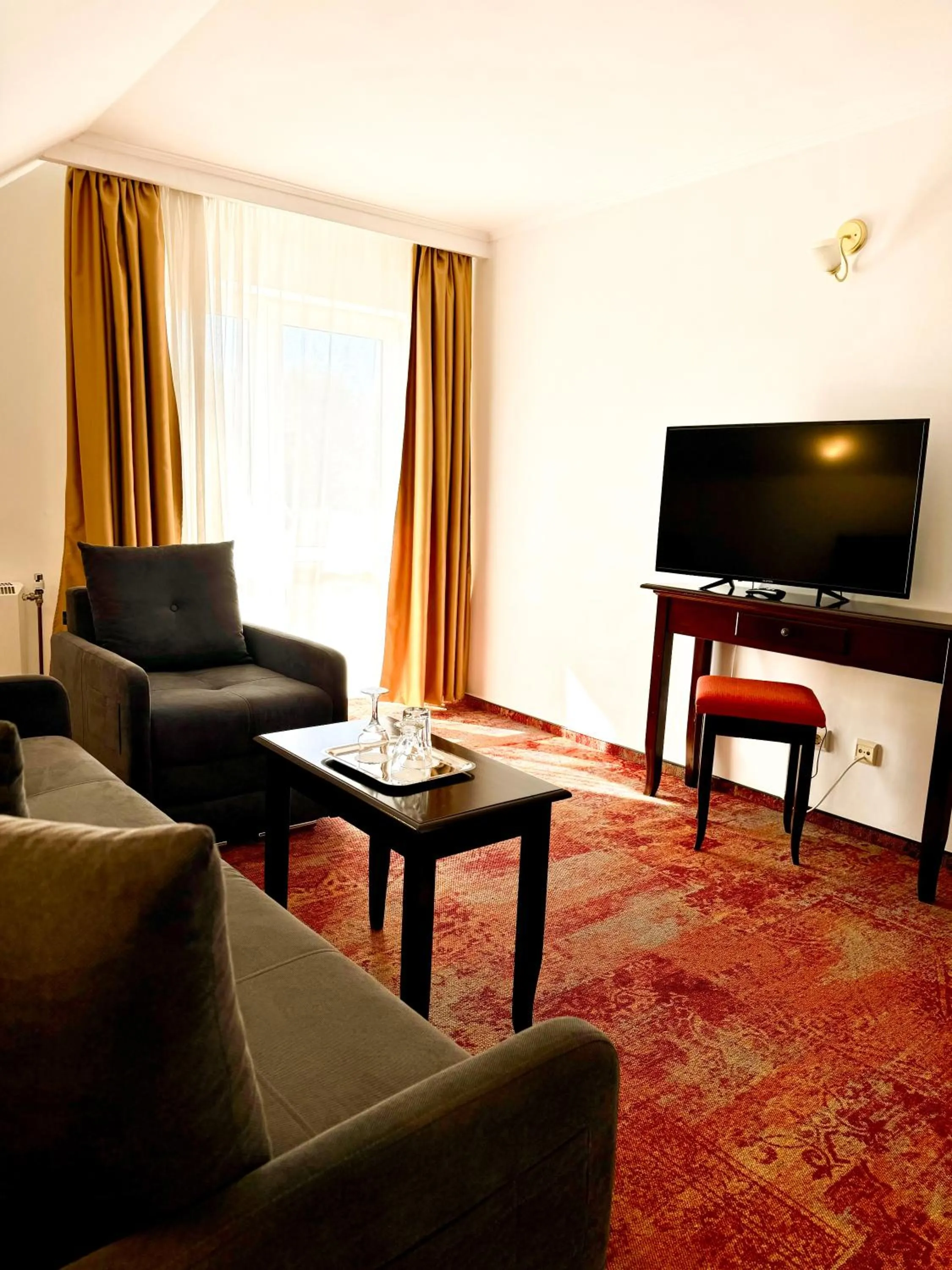 Restaurant/places to eat in Hotel Piatra Mare