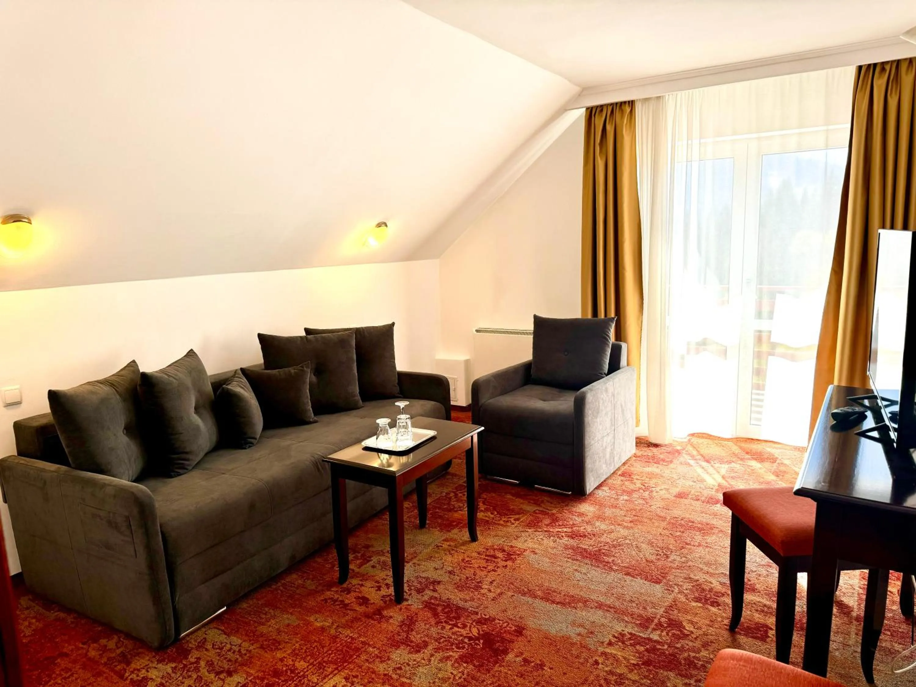 Restaurant/places to eat in Hotel Piatra Mare