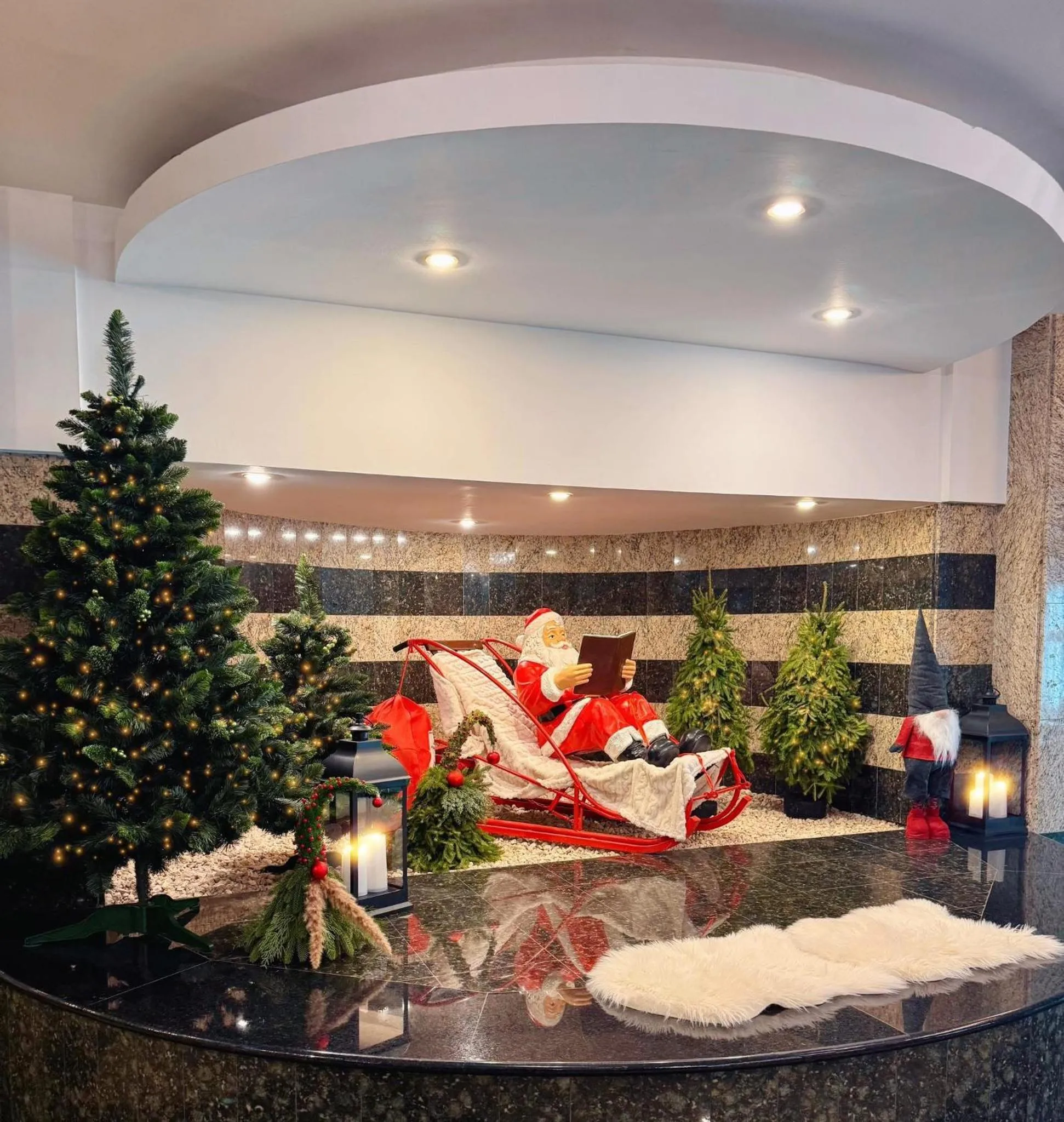 Decorative detail in Hotel Piatra Mare