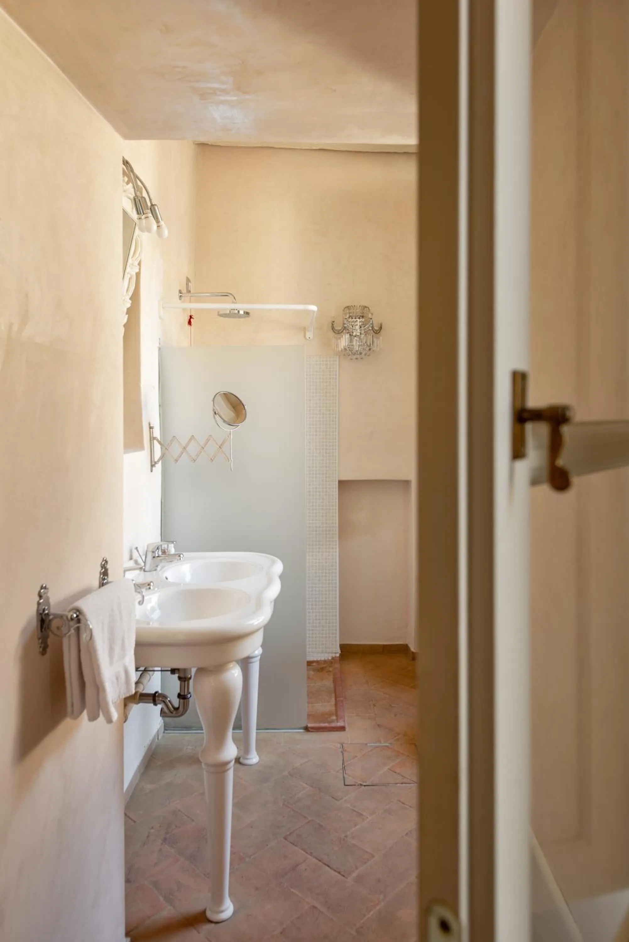 Bathroom in Hotel Palazzo Novello