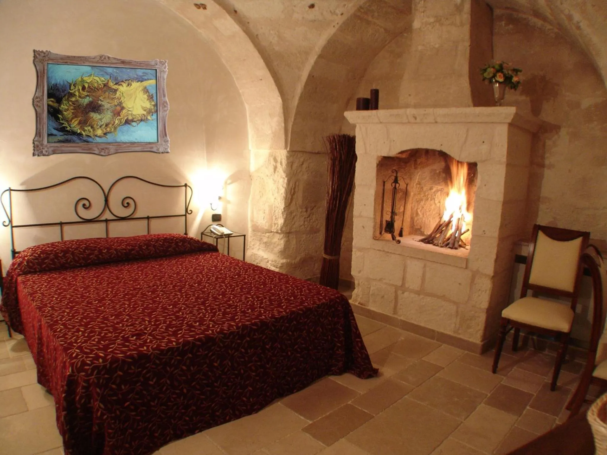 Bed in Hotel Masseria Fortificata Donnaloia