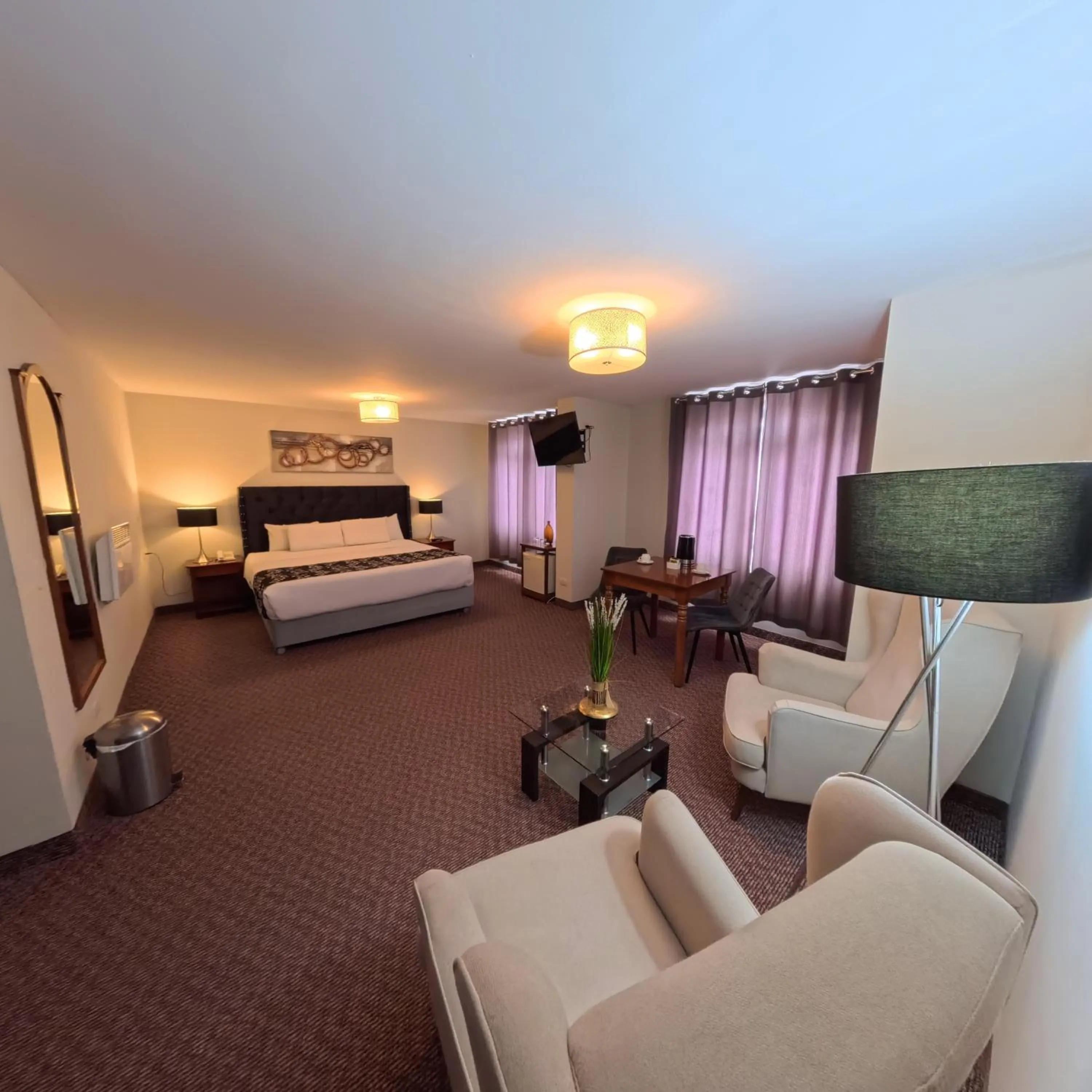 Communal lounge/ TV room, Bed in Casona Plaza Hotel Puno