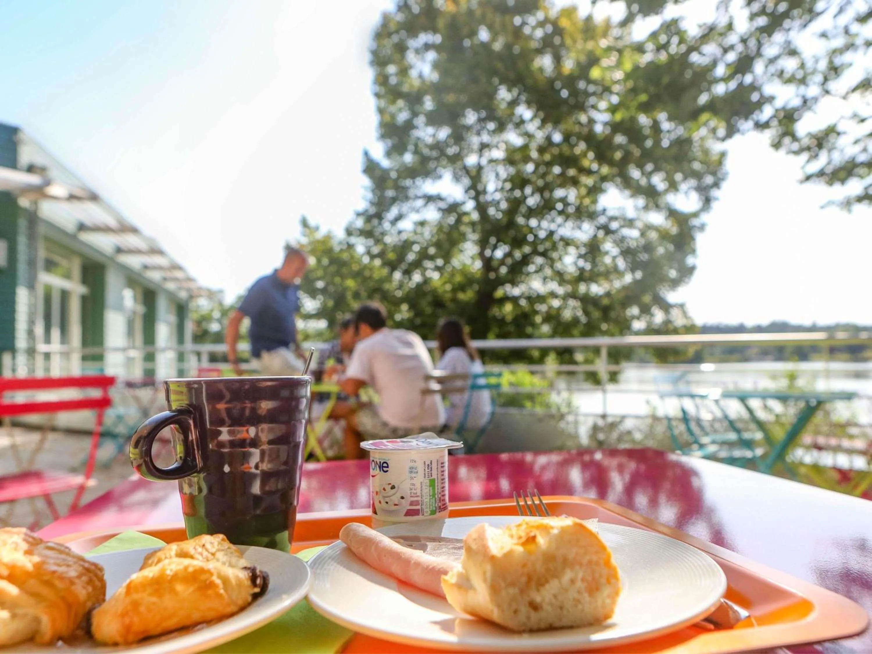 Breakfast in ibis Styles Bourbon Lancy