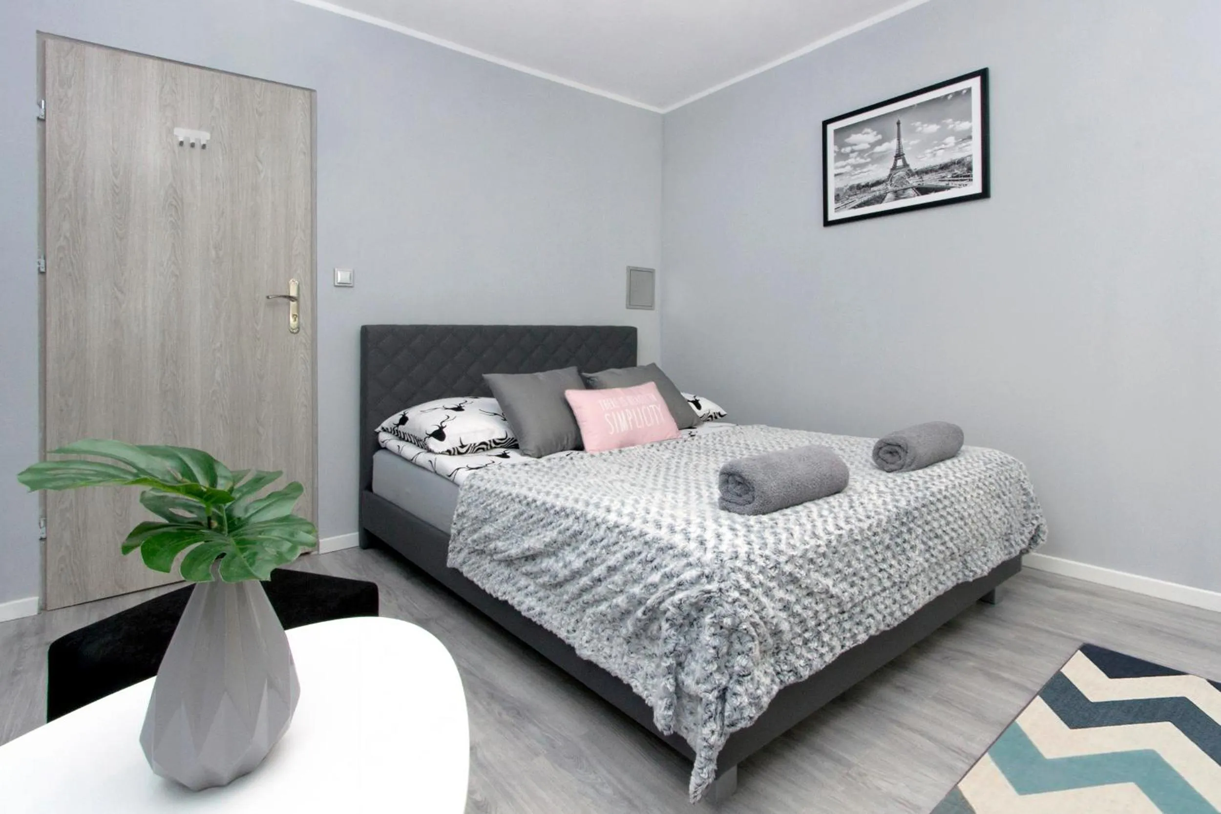 Photo of the whole room, Bed in ClickTheFlat Hoża Street Apart Rooms