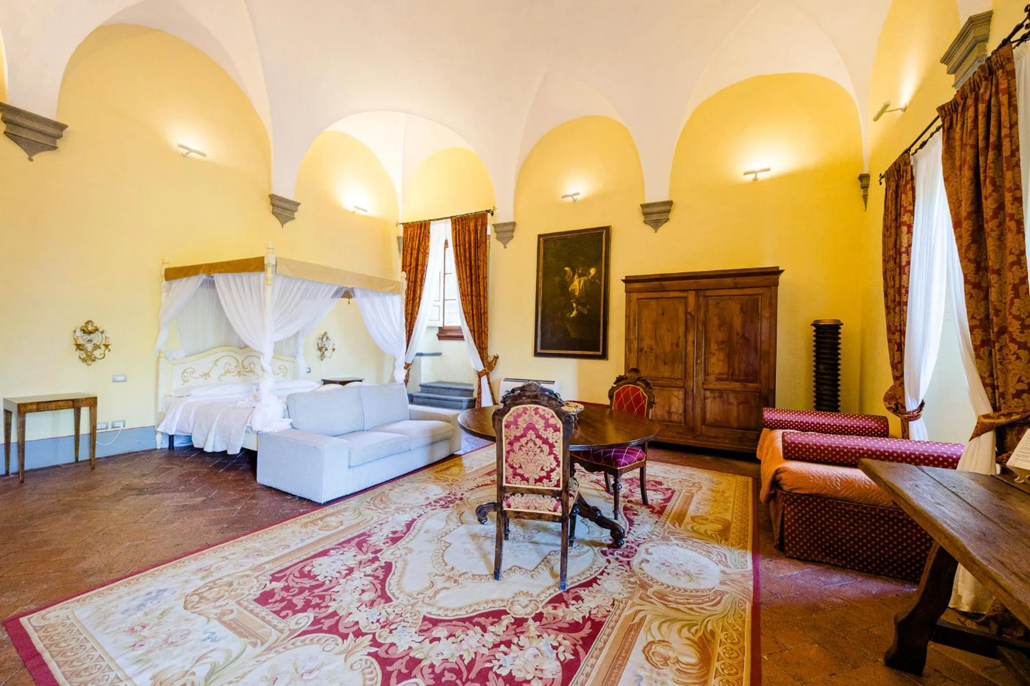Bed in Villa Il Fedino
