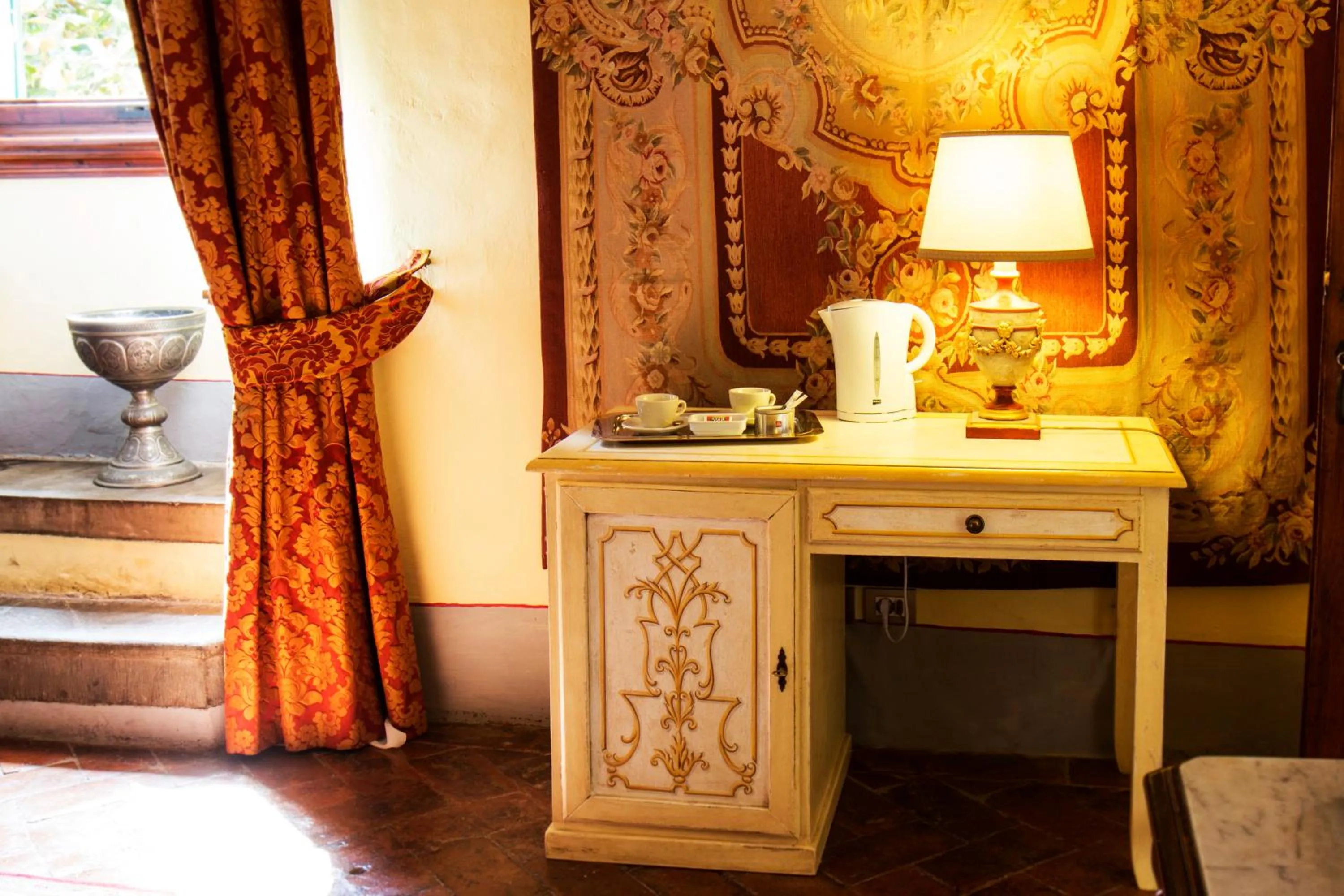 Decorative detail in Villa Il Fedino