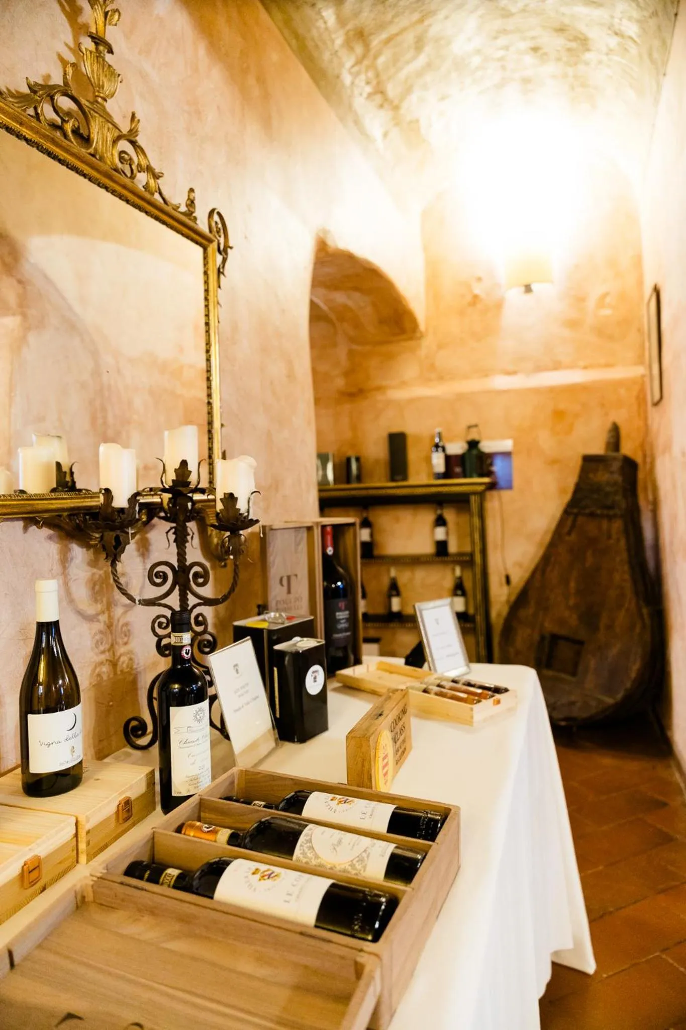 Food and drinks in Villa Il Fedino