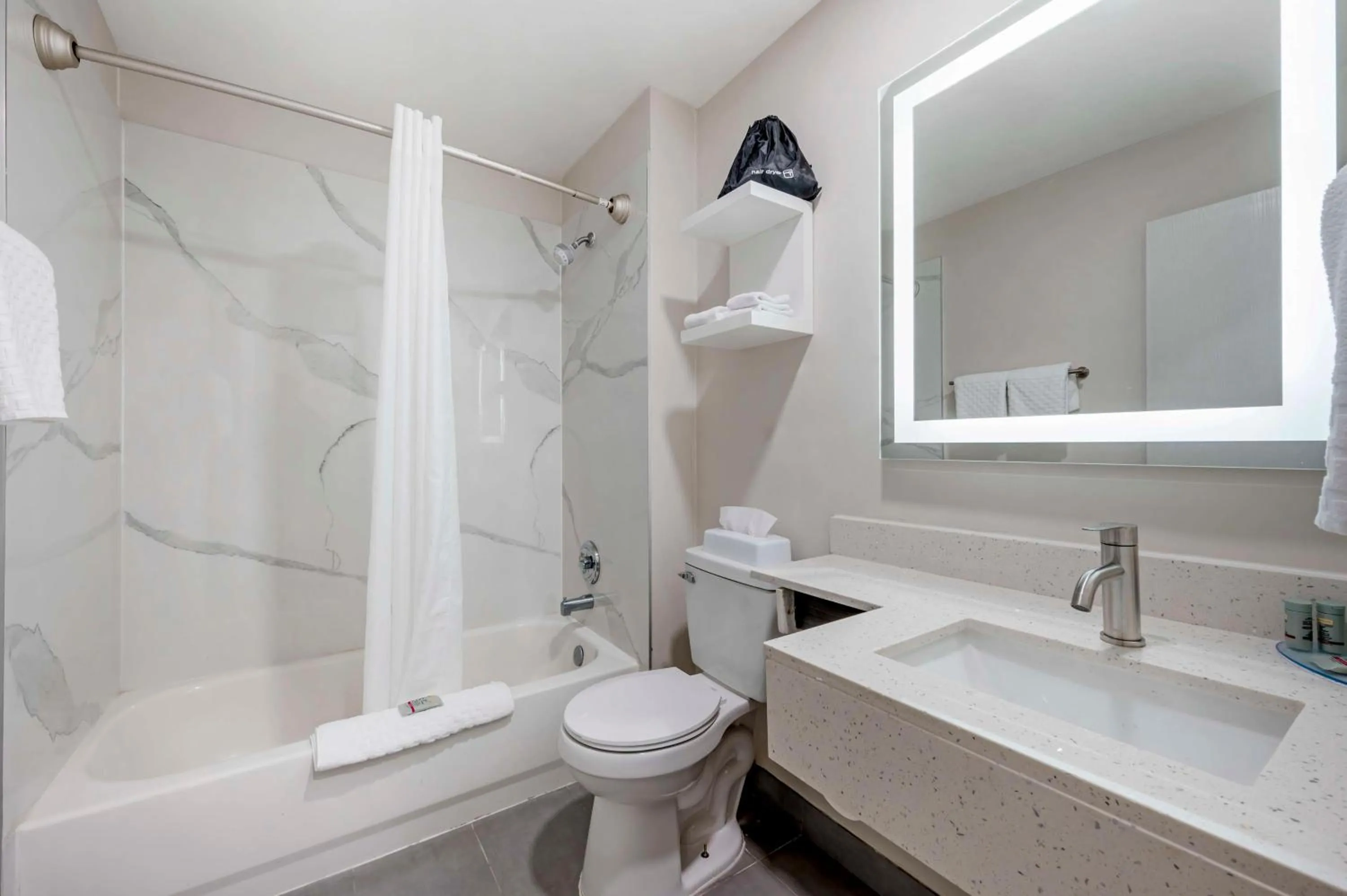 Bathroom in Best Western Heartland Inn