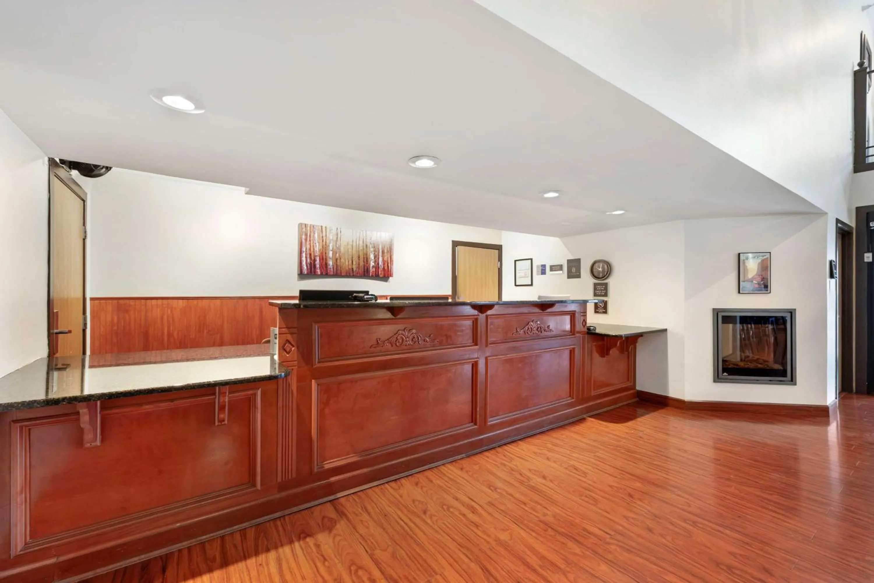 Lobby or reception in Best Western Canon City