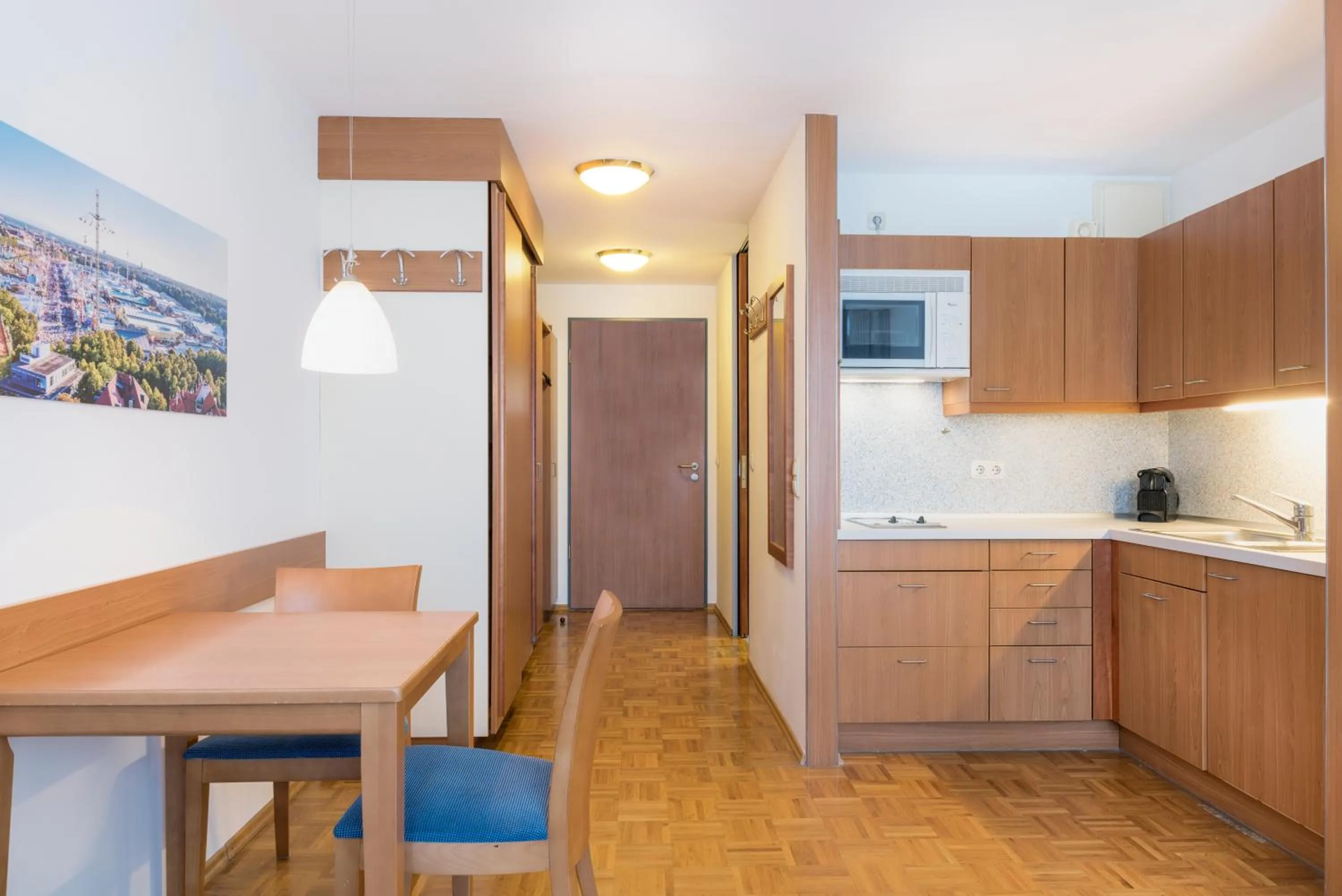 Kitchen or kitchenette in Hapimag Ferienwohnungen München