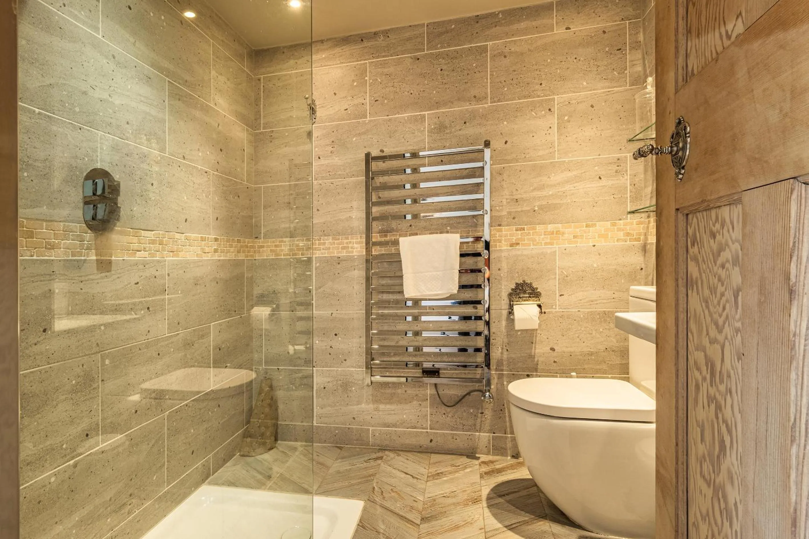 Bathroom in Wiveton Bell