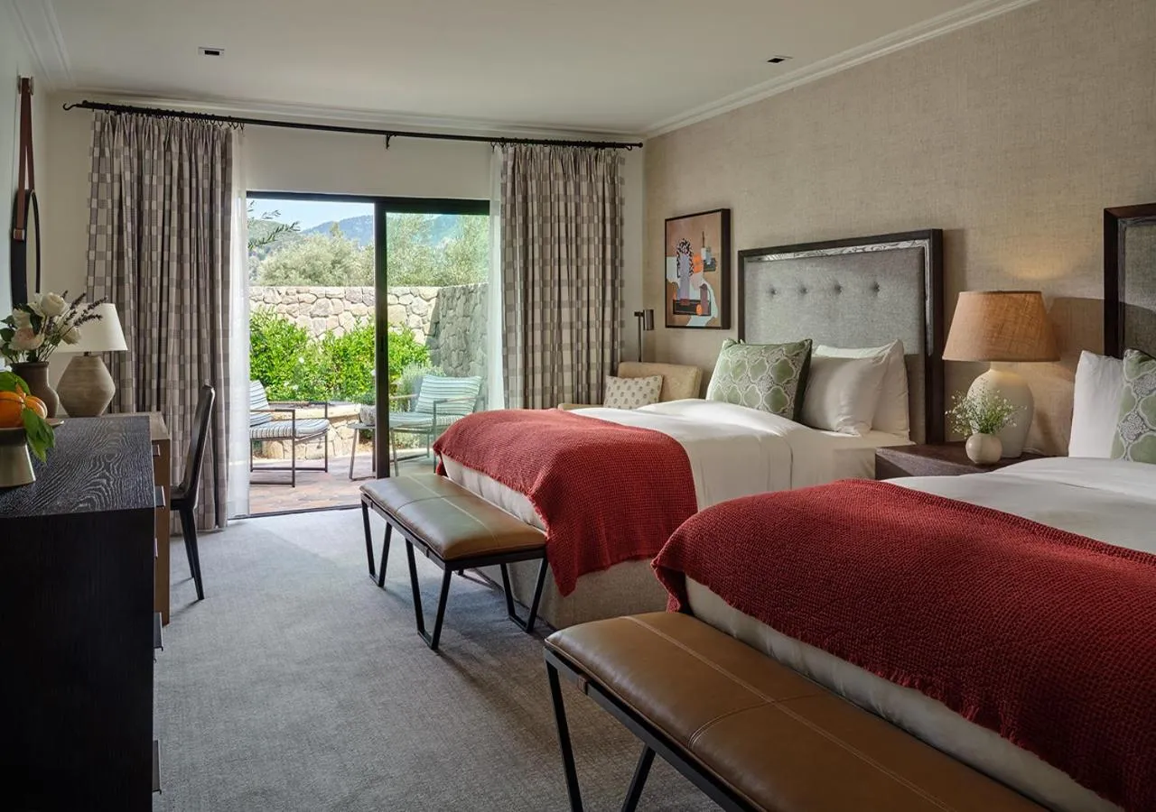 Bedroom, Bed in Ojai Valley Inn