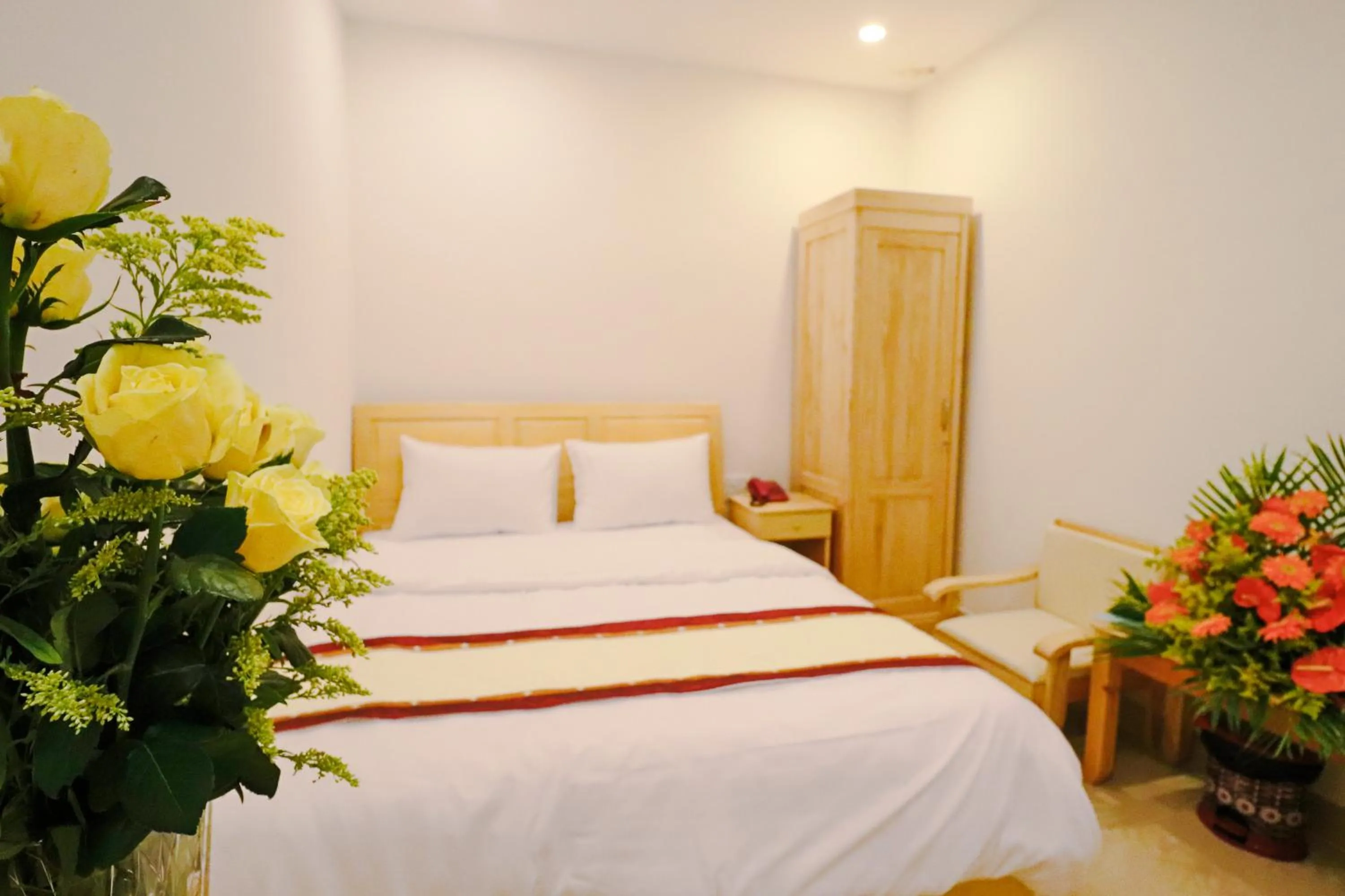 Photo of the whole room, Bed in Mai Hoang Da Lat Hotel