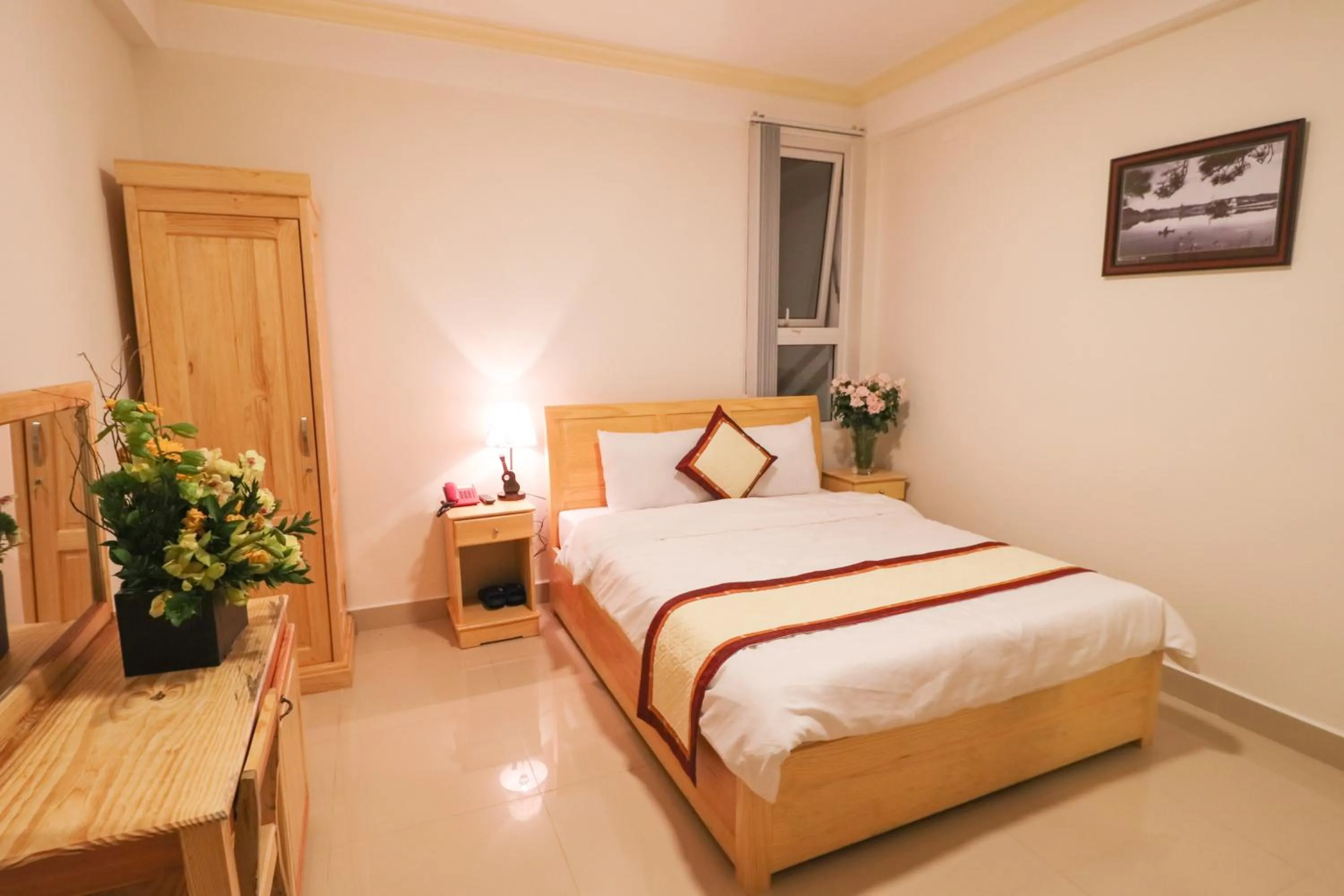 Bed in Mai Hoang Da Lat Hotel