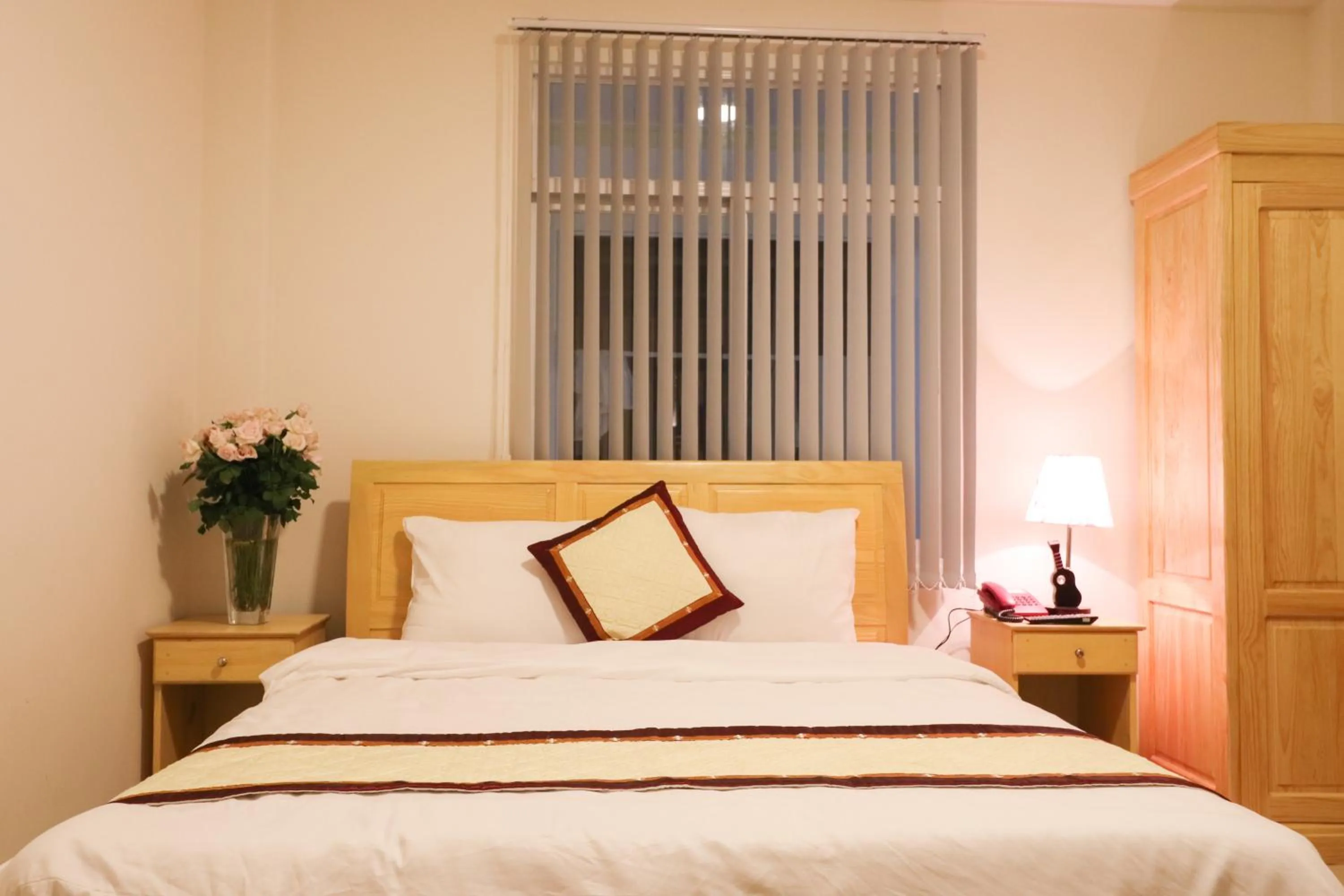 Bedroom, Bed in Mai Hoang Da Lat Hotel