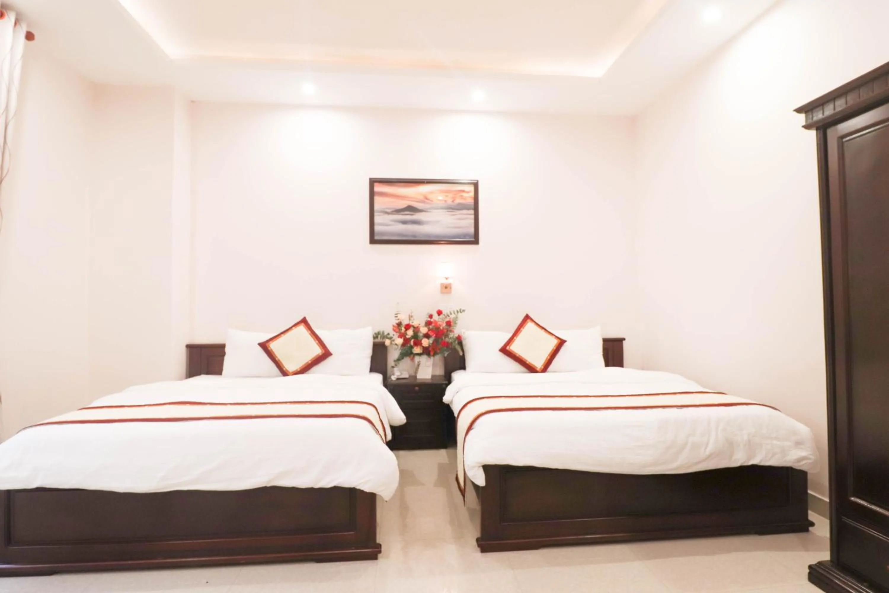 Bed in Mai Hoang Da Lat Hotel