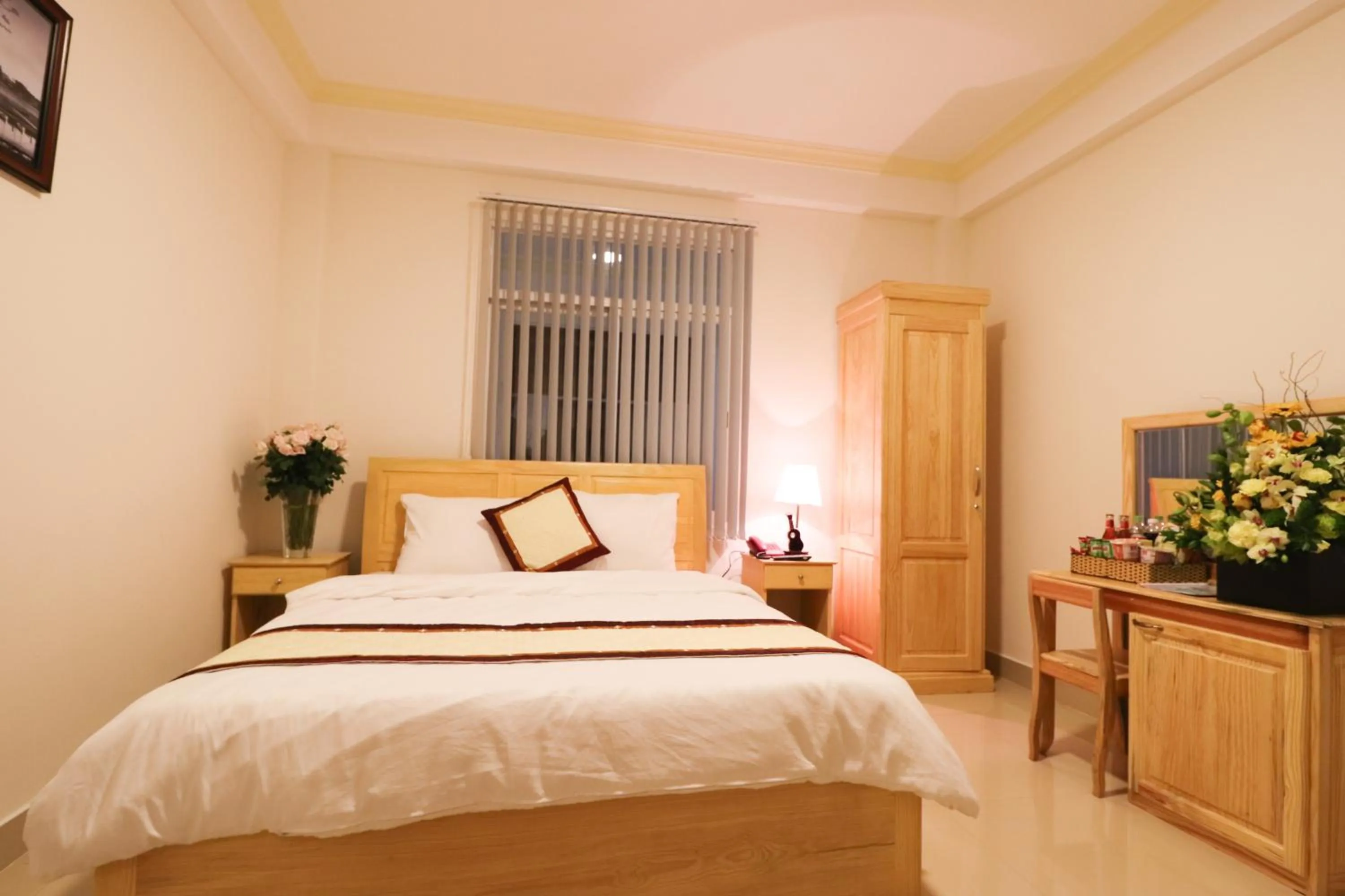 Bed in Mai Hoang Da Lat Hotel