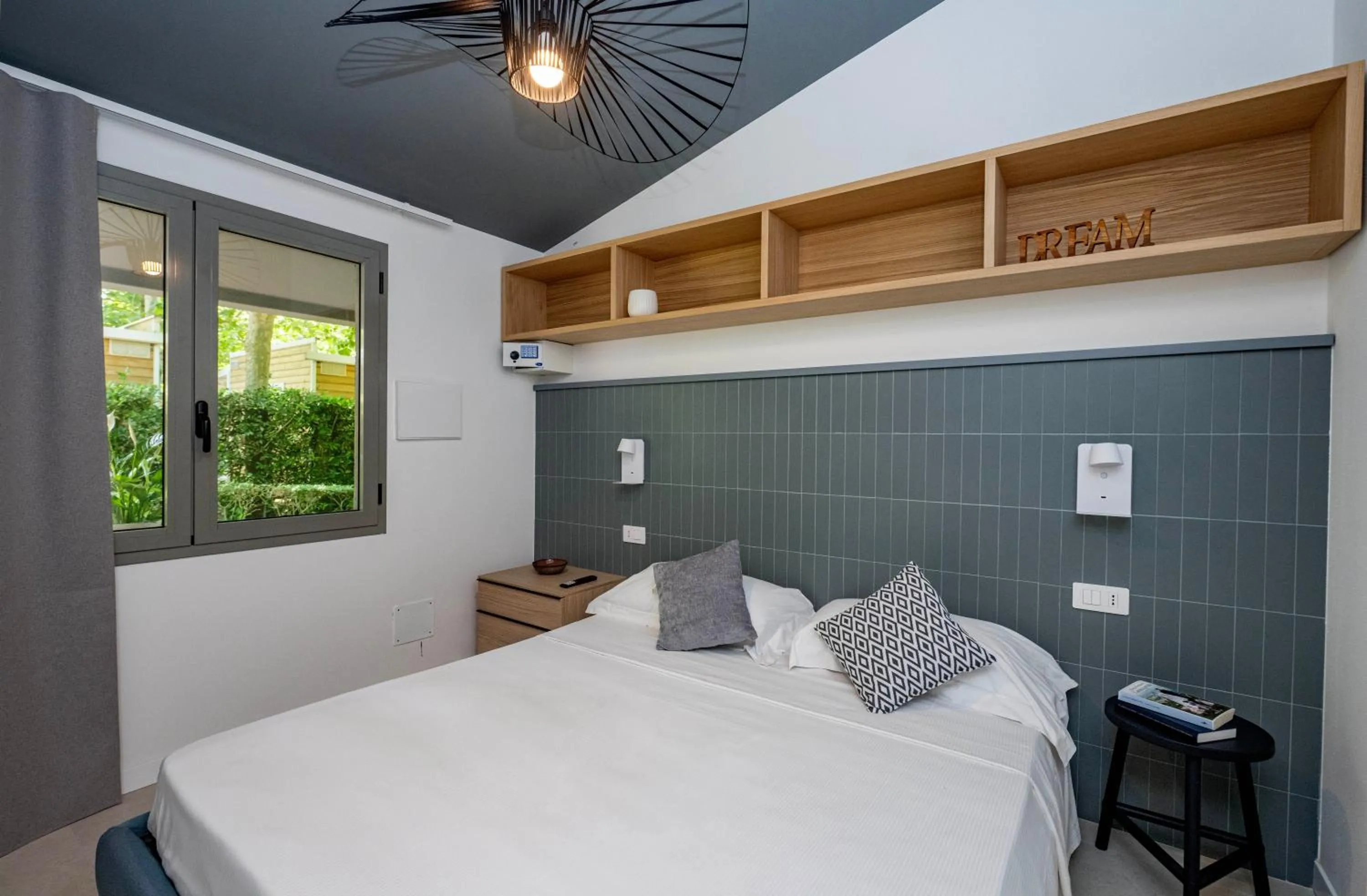 Bungalow Deluxe in Camping Village Baia Azzurra