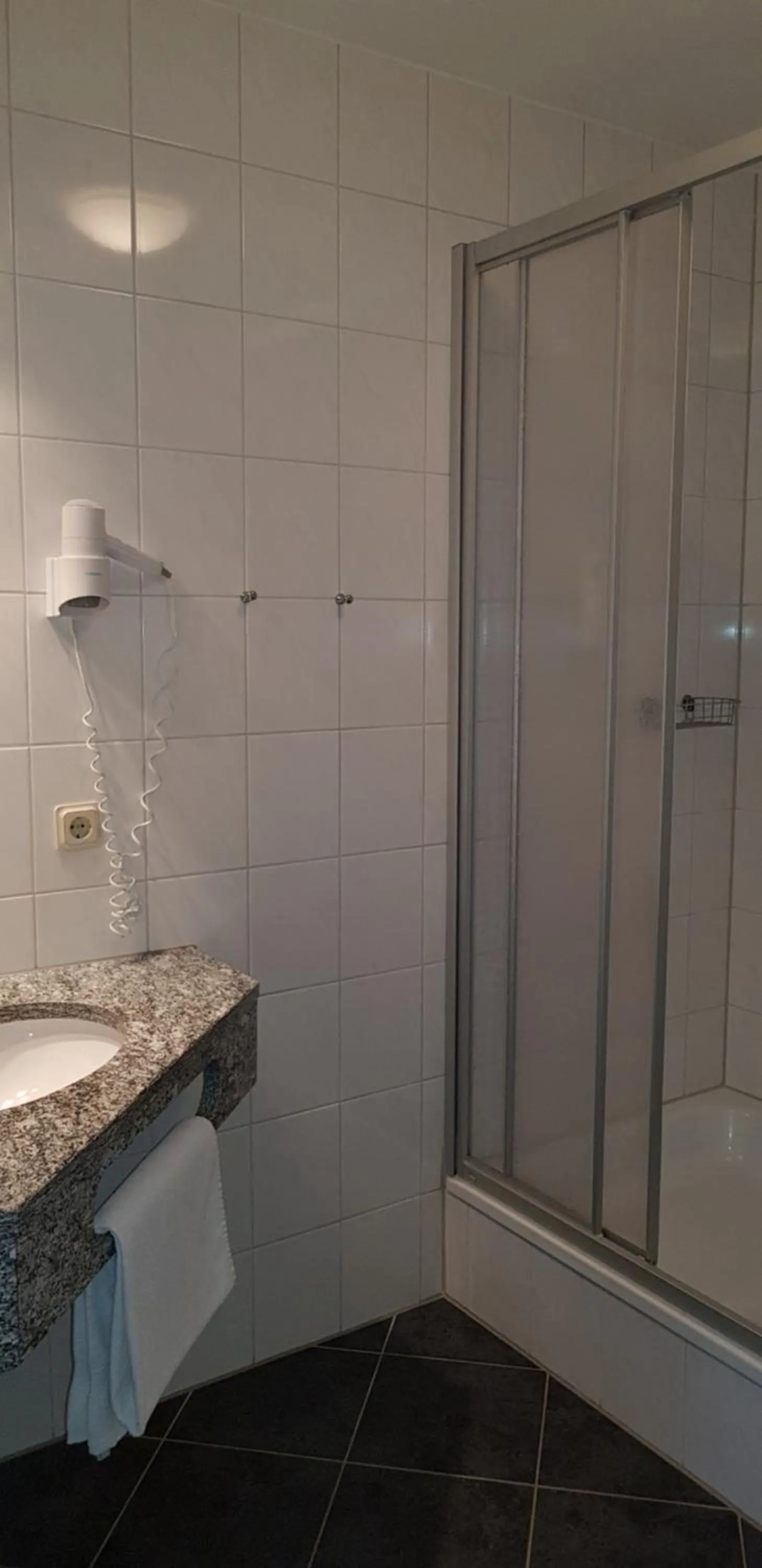 Bathroom in Hotel Beuss