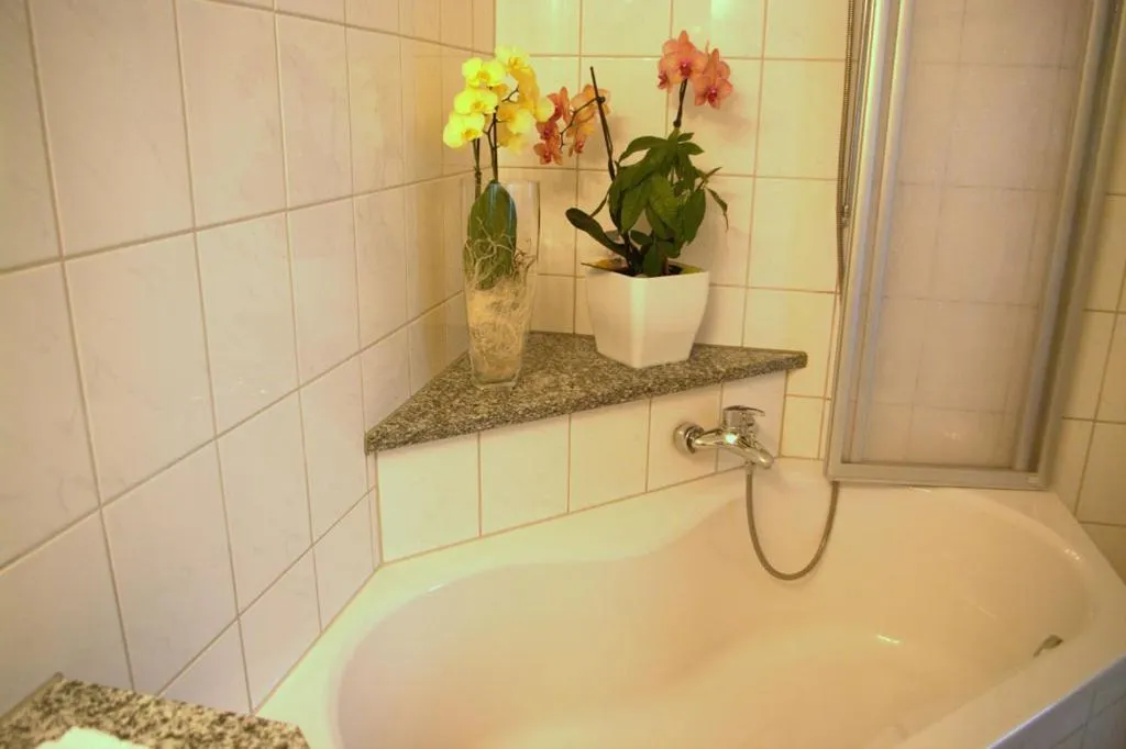 Bathroom in Hotel Beuss