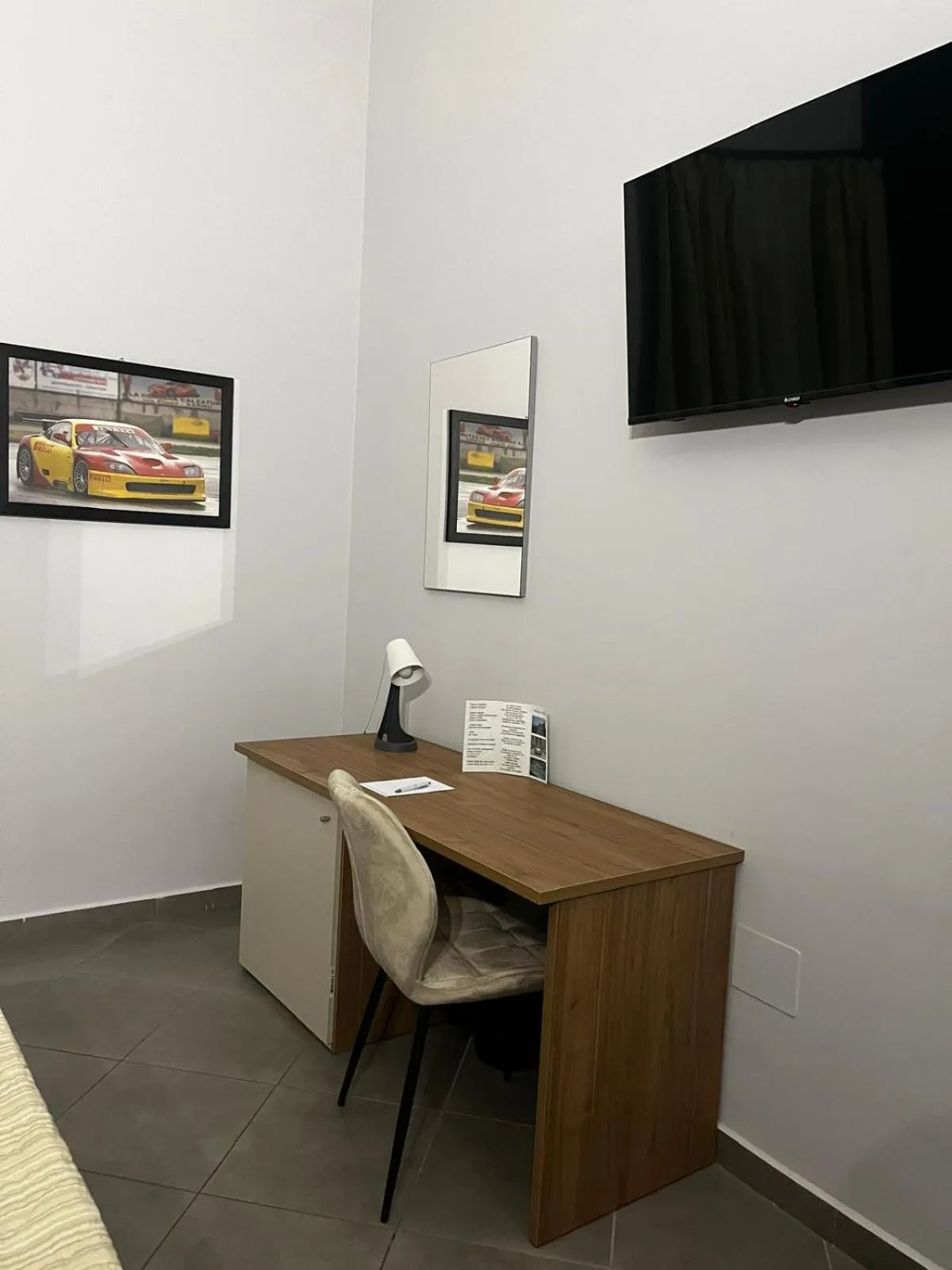 TV and multimedia in Hotel Saturday