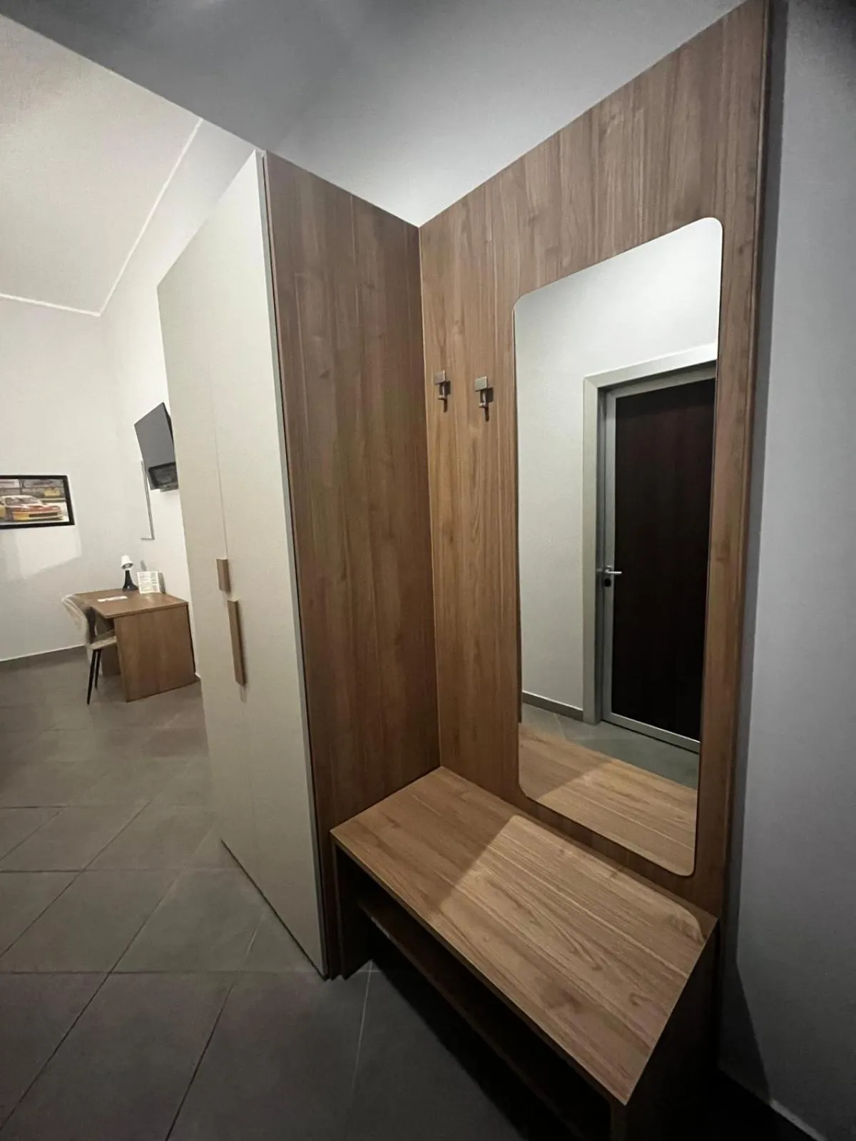 wardrobe in Hotel Saturday