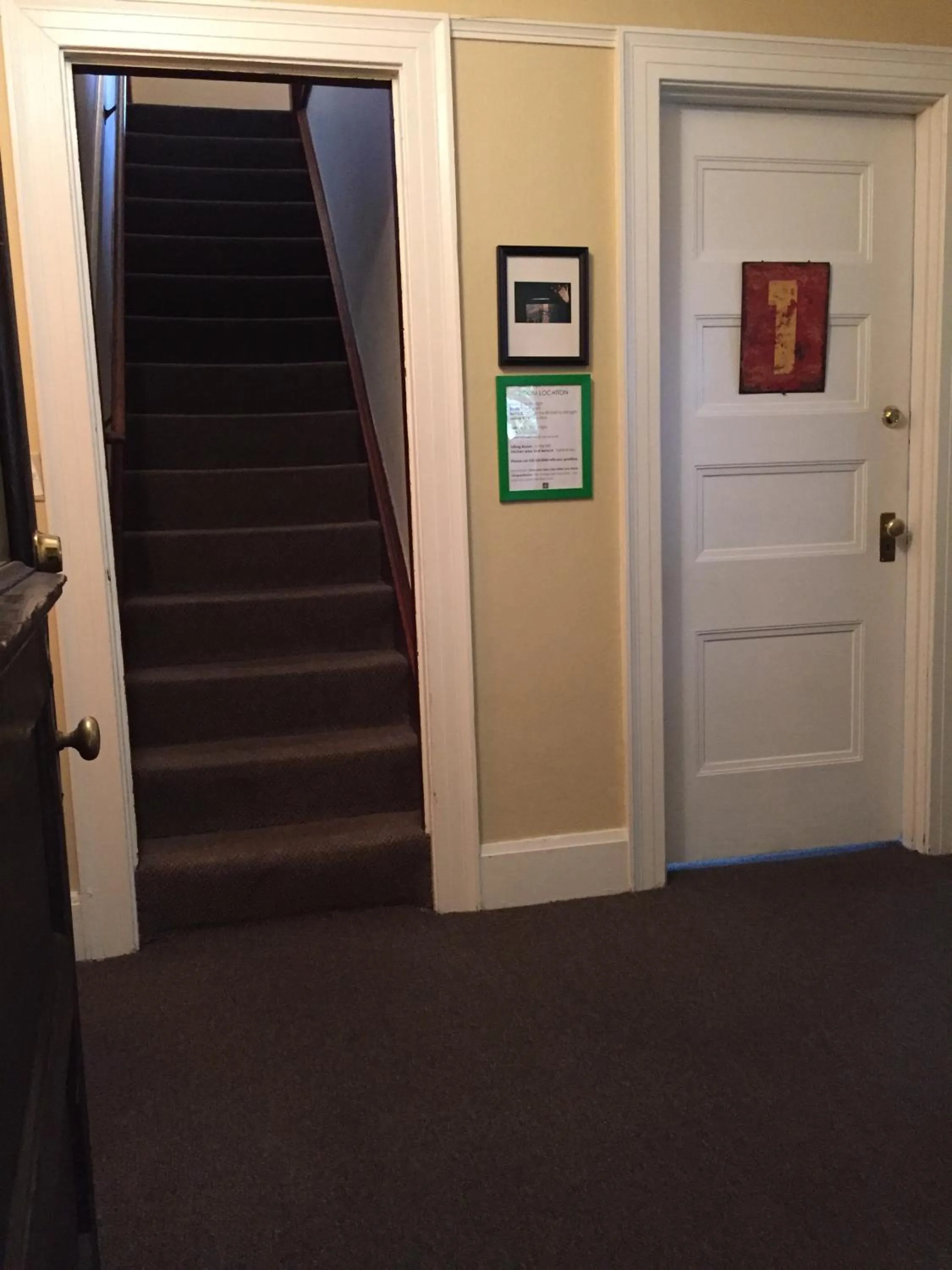 Facade/entrance in Portland International Guesthouse