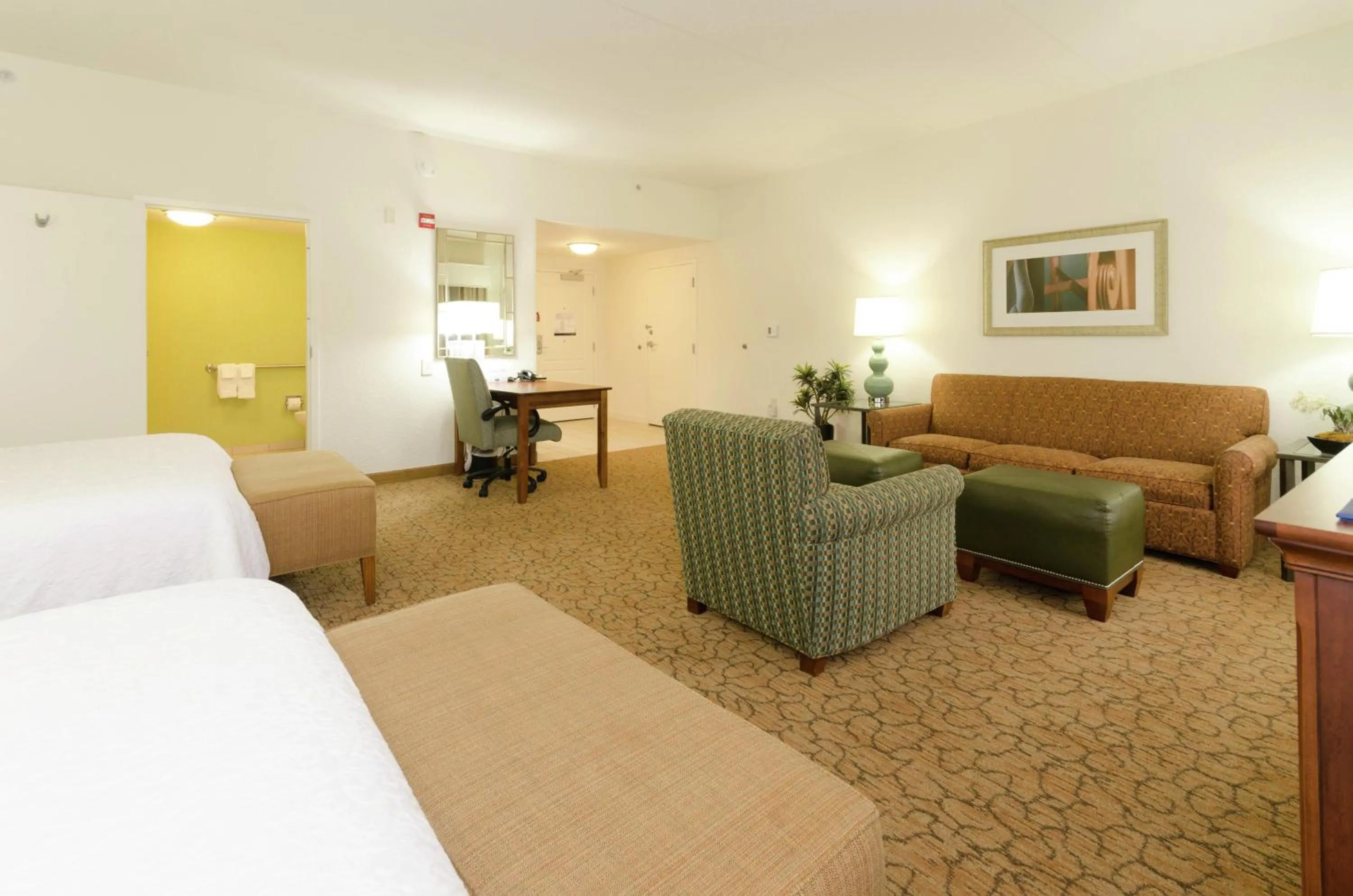 Bedroom, Bed in Hampton Inn Hickory