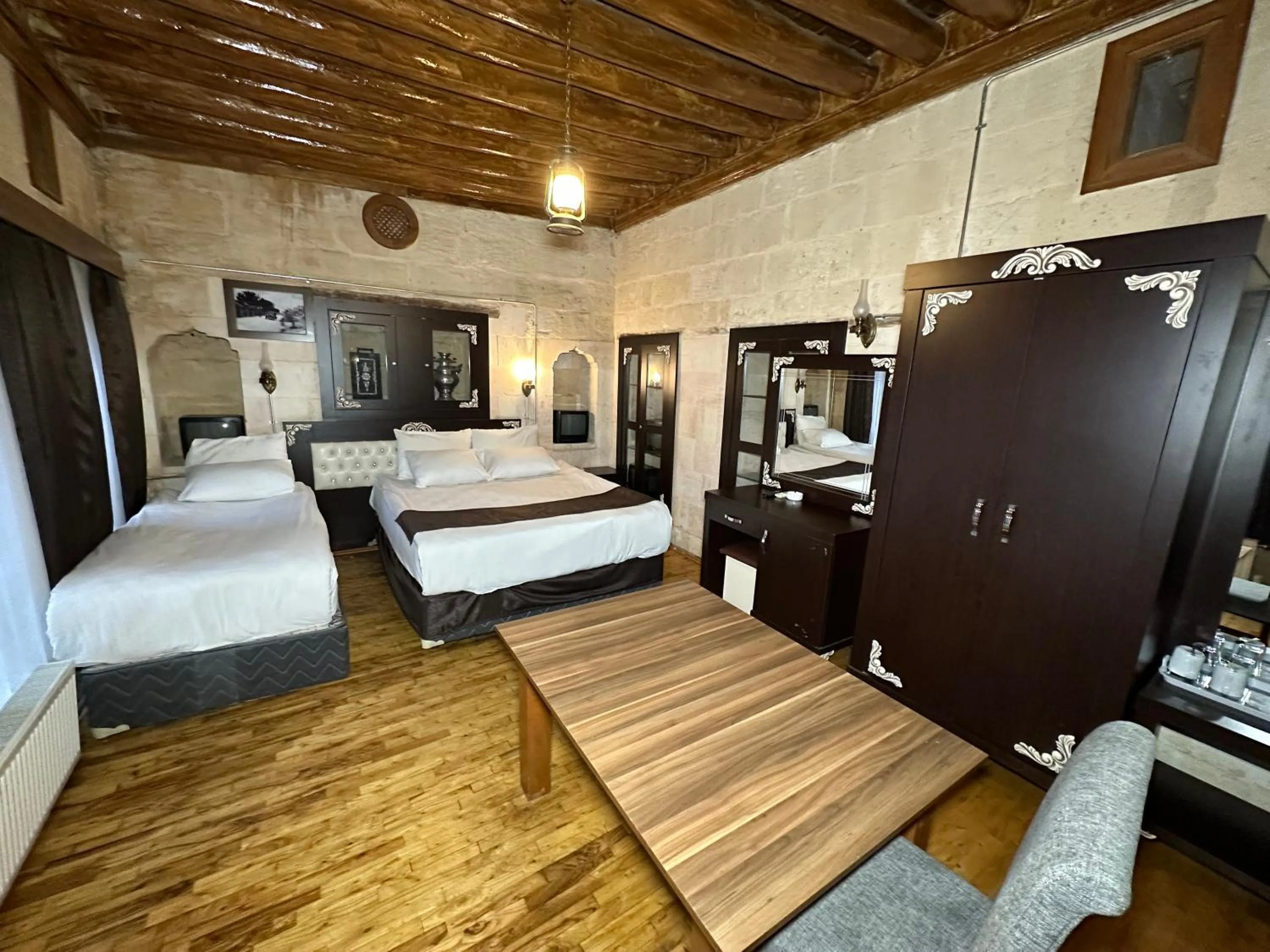 Bed in Elif Hanım Konağı