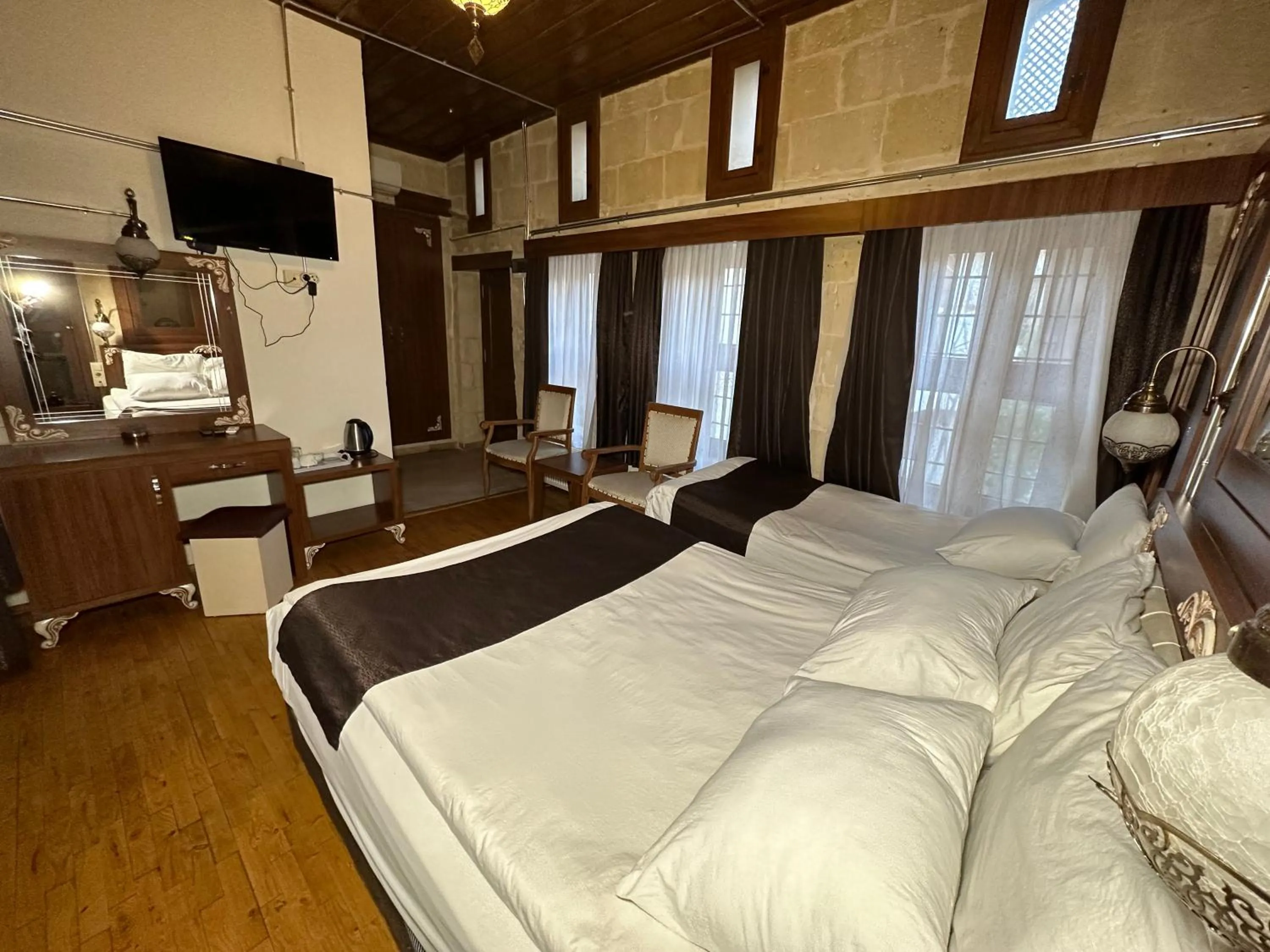 Bed in Elif Hanım Konağı