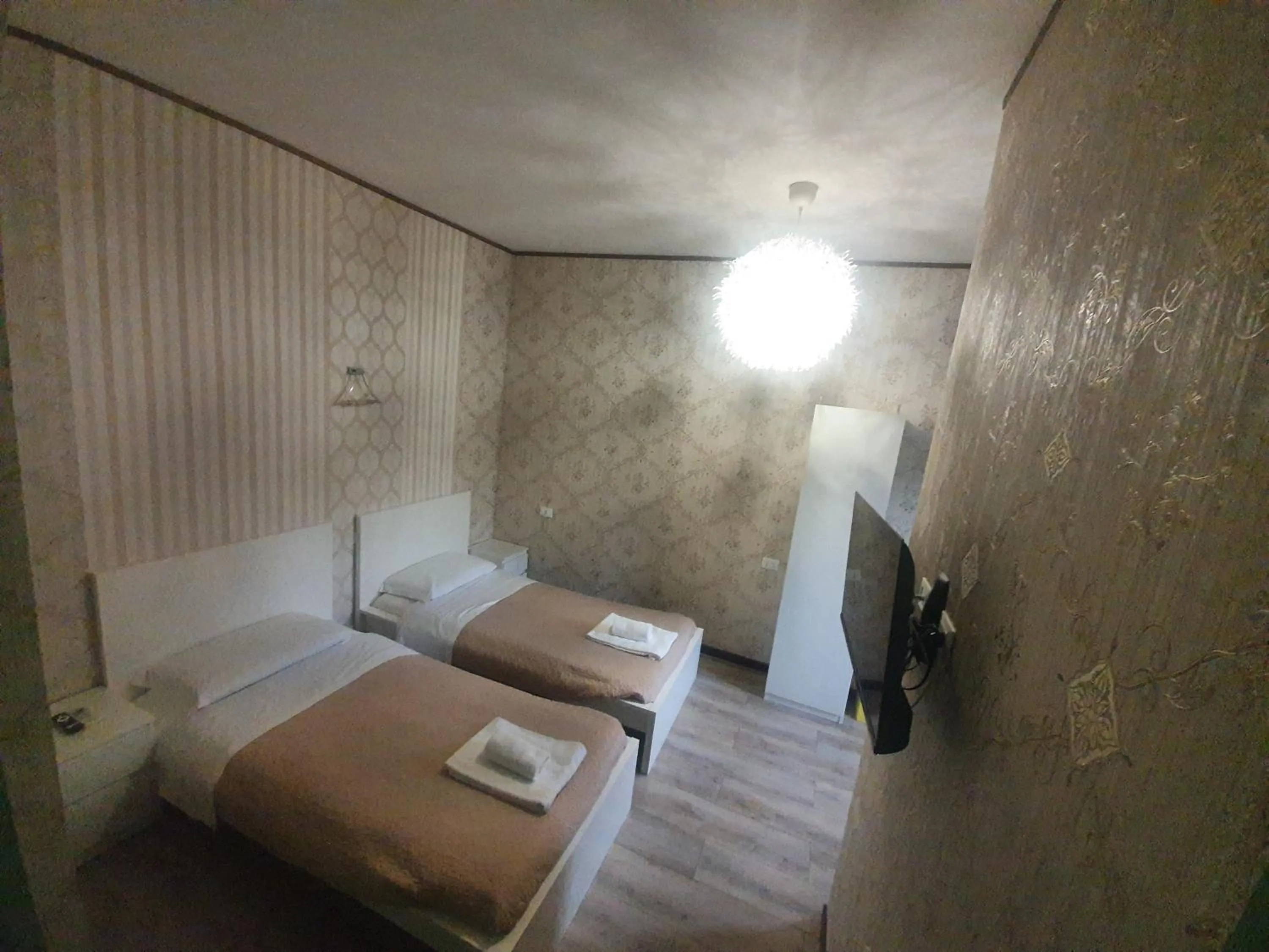 Bedroom, Bed in Sira House Milano