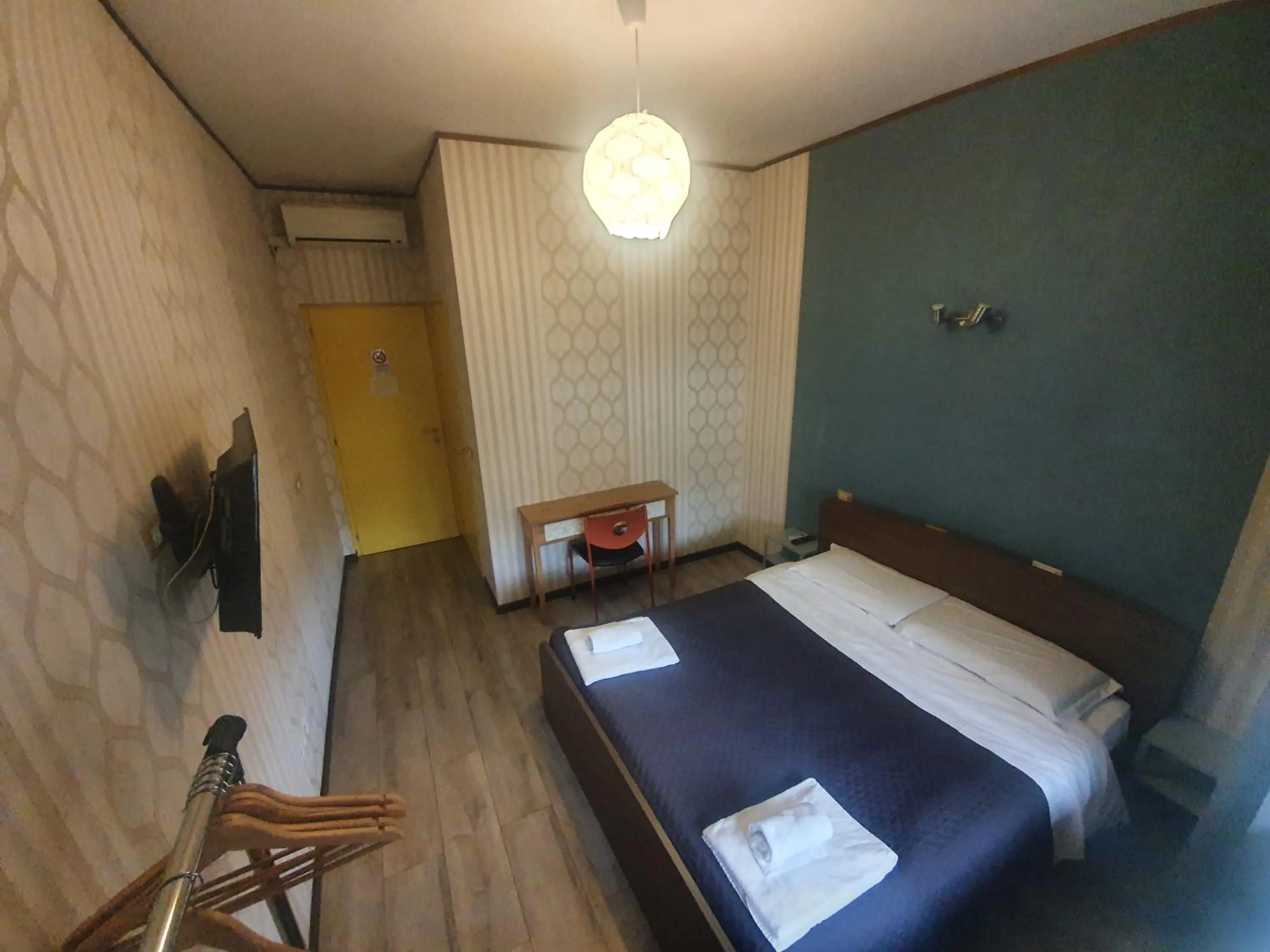 Bed in Sira House Milano