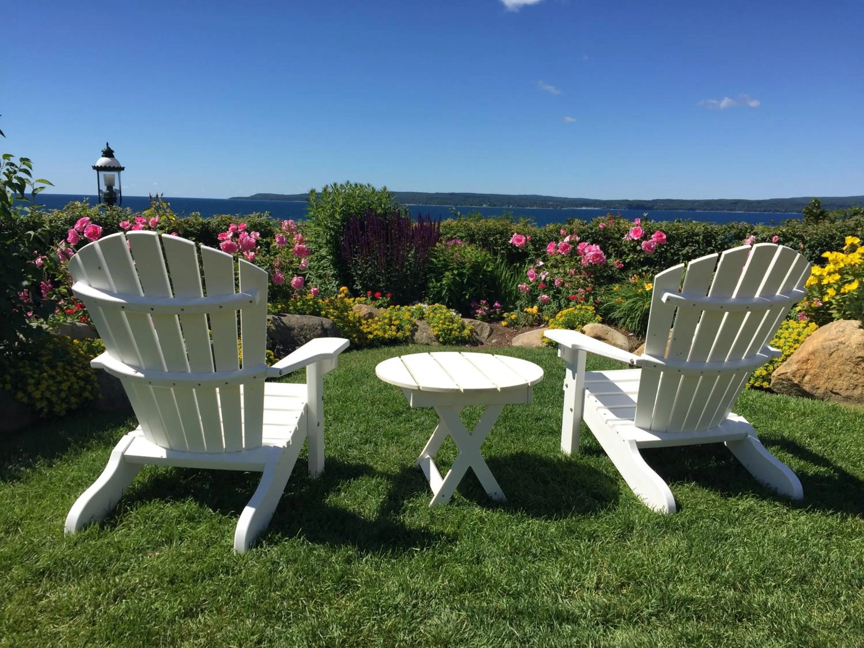 Garden view in Perry Hotel