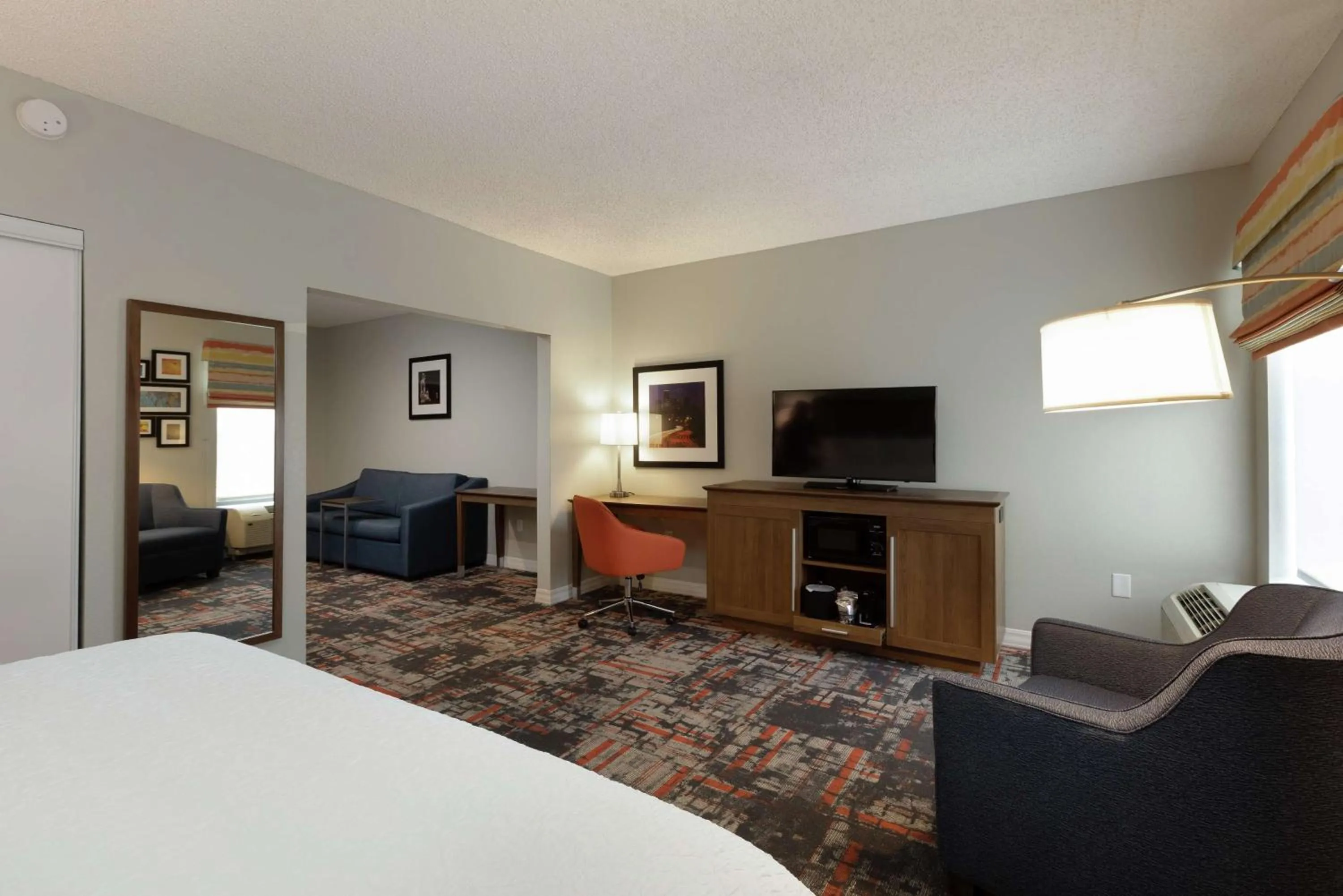 Bed in Hampton Inn Houston/Humble-Airport Area