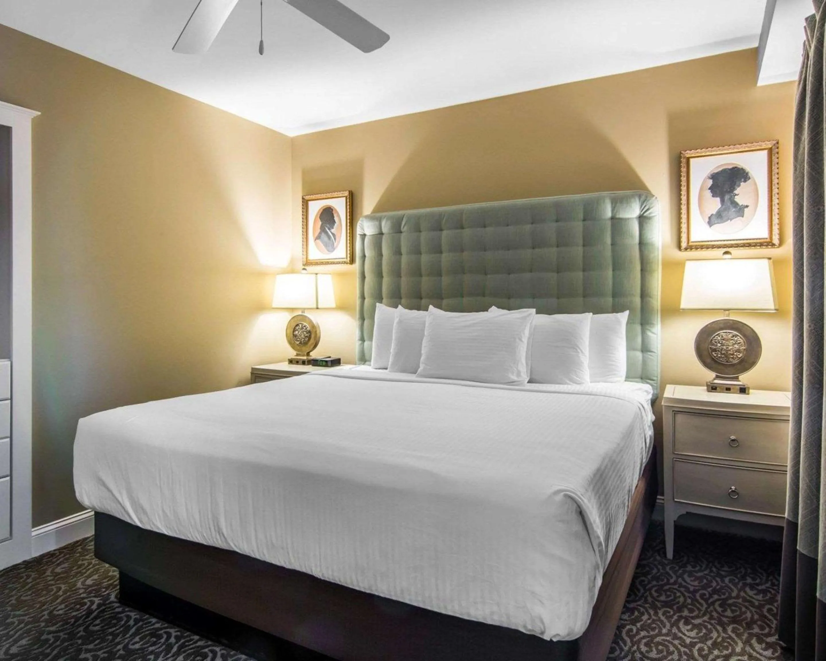 Bedroom, Bed in Bluegreen Vacations Parkside Williamsburg, an Ascend Collection Resort